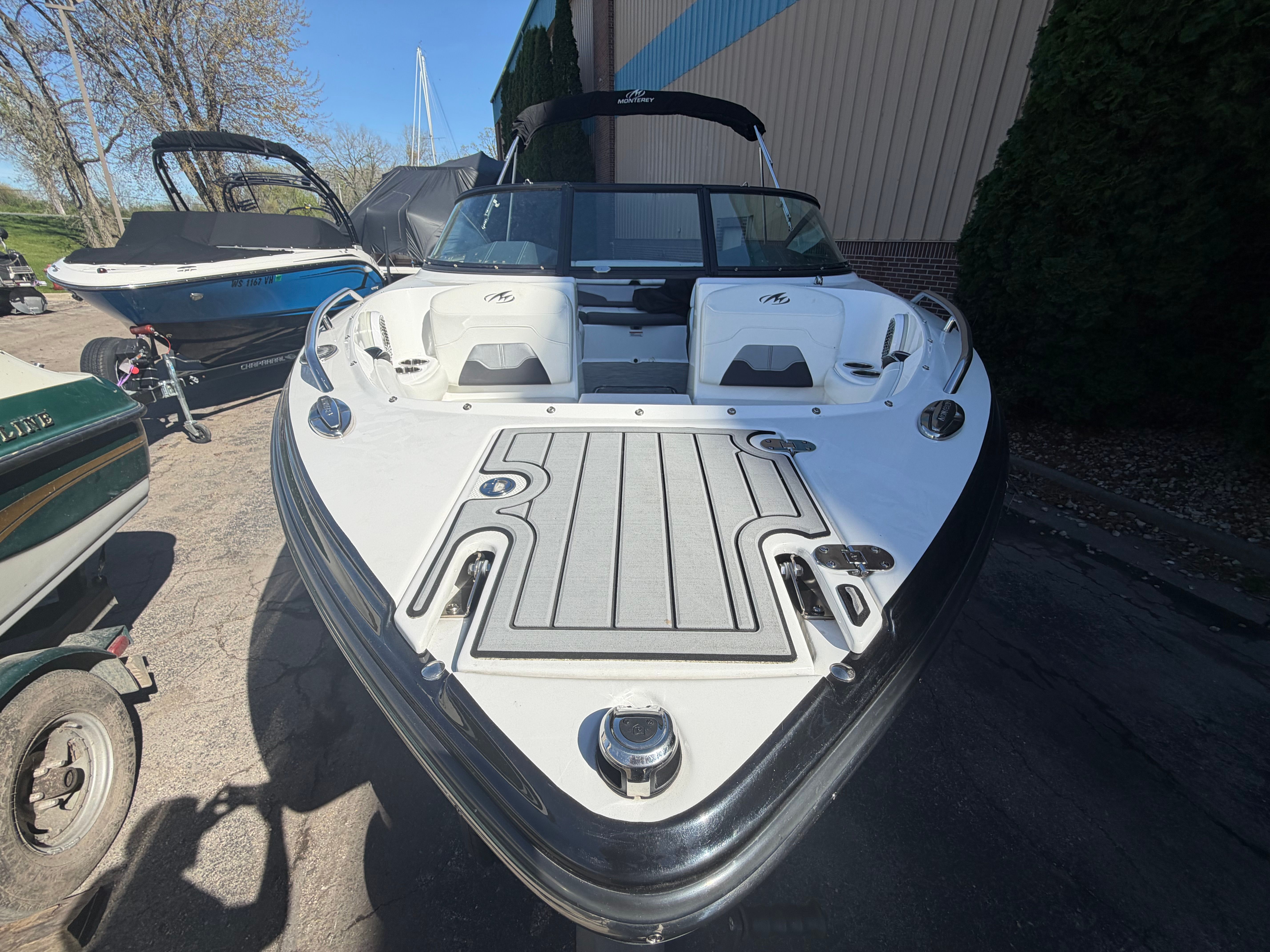 2019 Monterey 224FS - 55