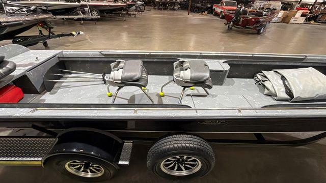 2024 Supreme 207 XP W/ Mercury 60/40 Jet - 6