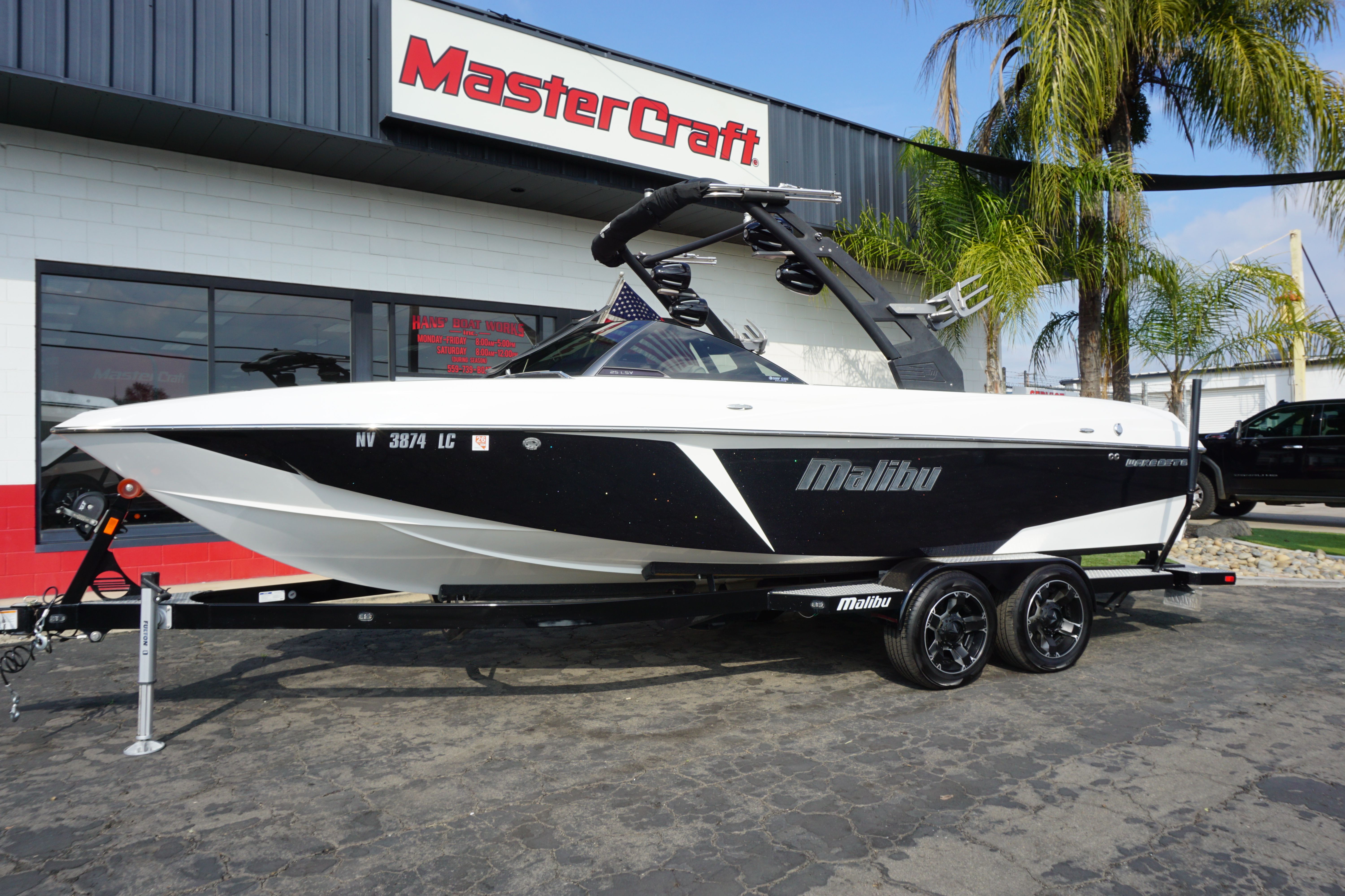 2018 Malibu Wakesetter 25 LSV - 3