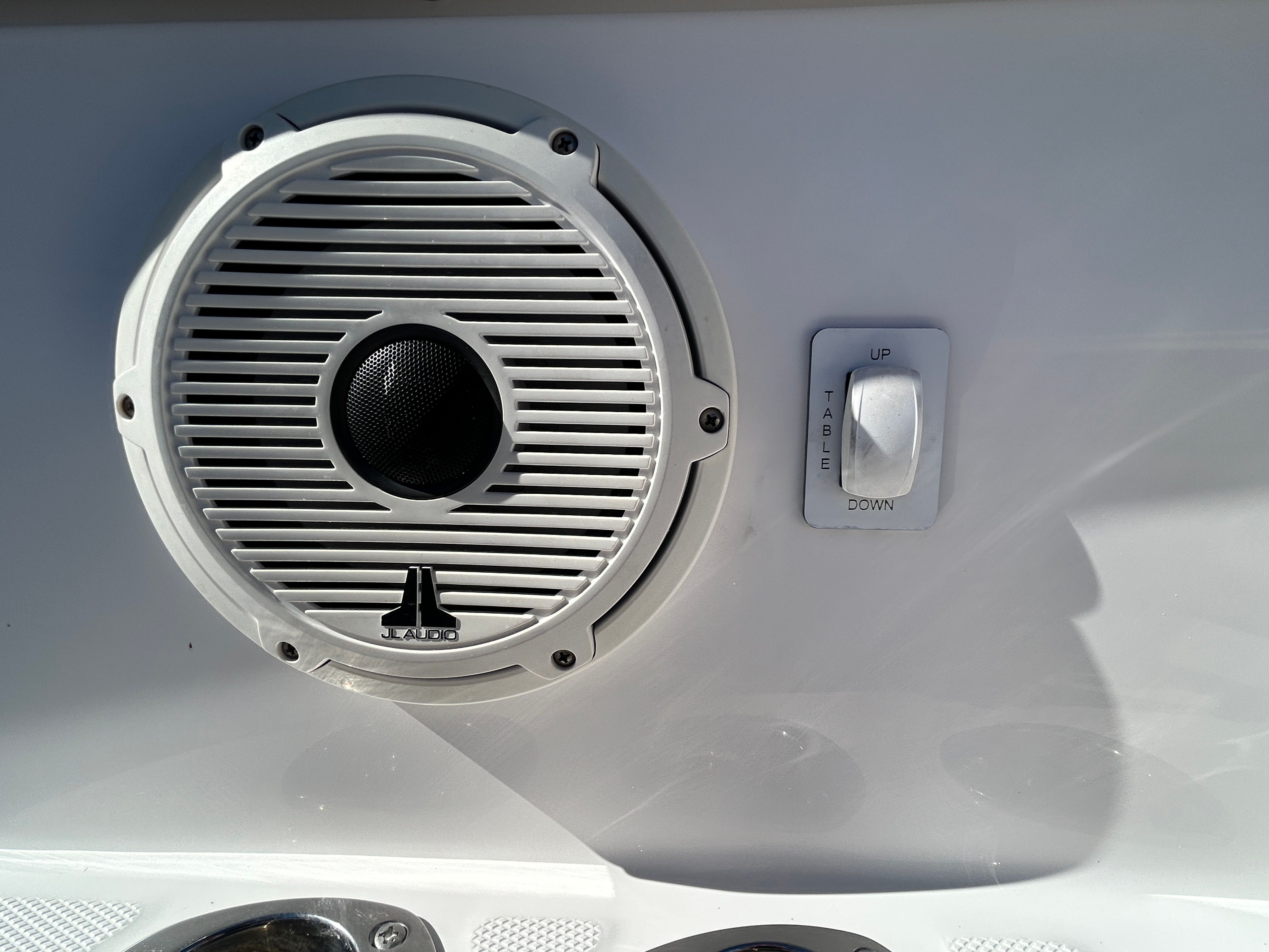 2020 Everglades 395 Center Console - 50