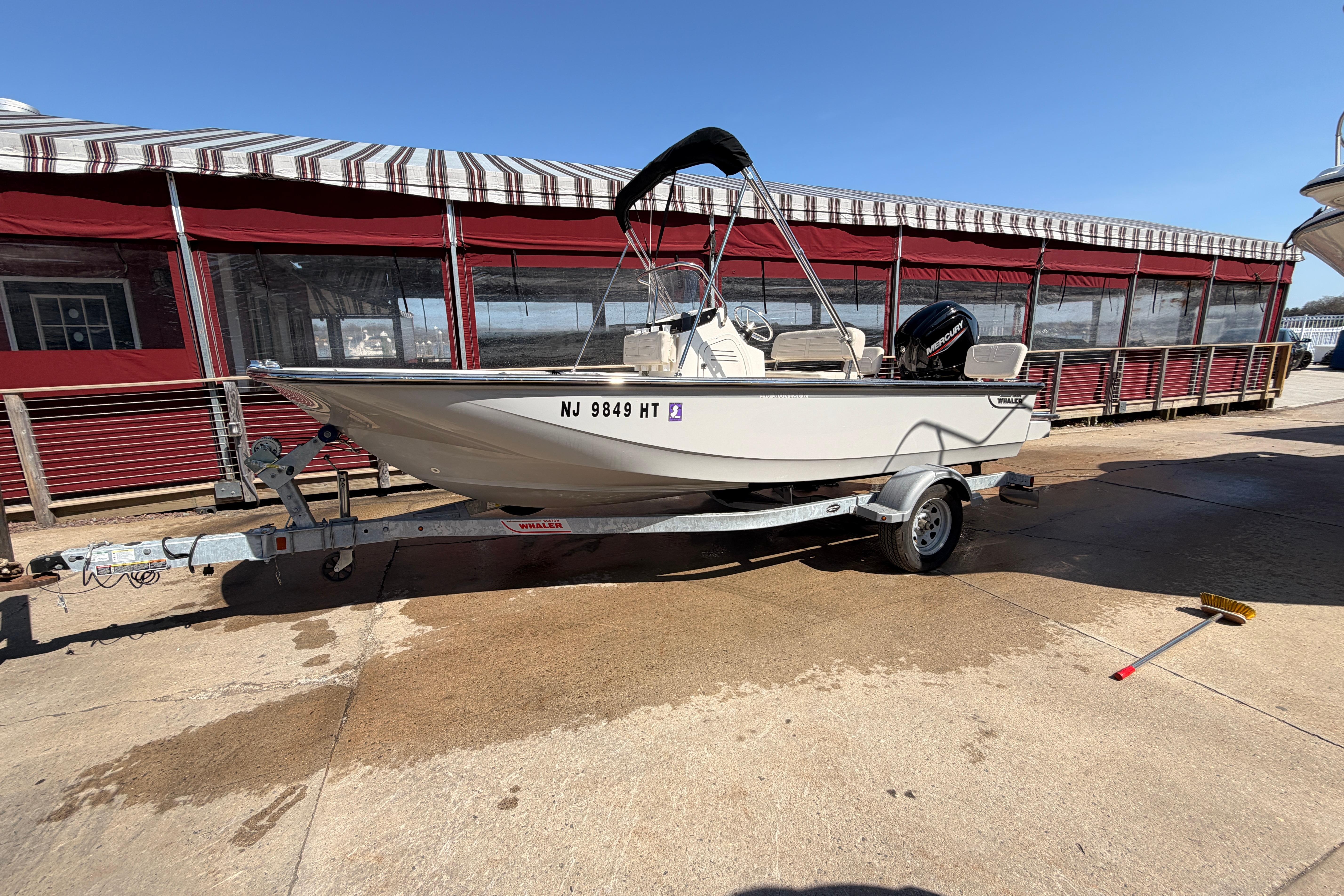 2024 Boston Whaler 170 Montauk