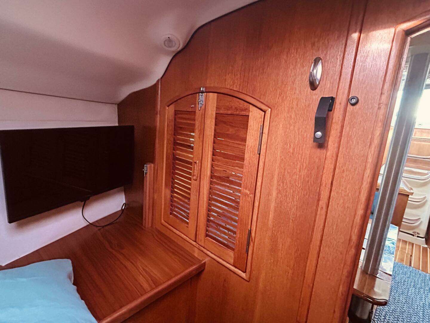 2003 Hunter 386 - Image 30