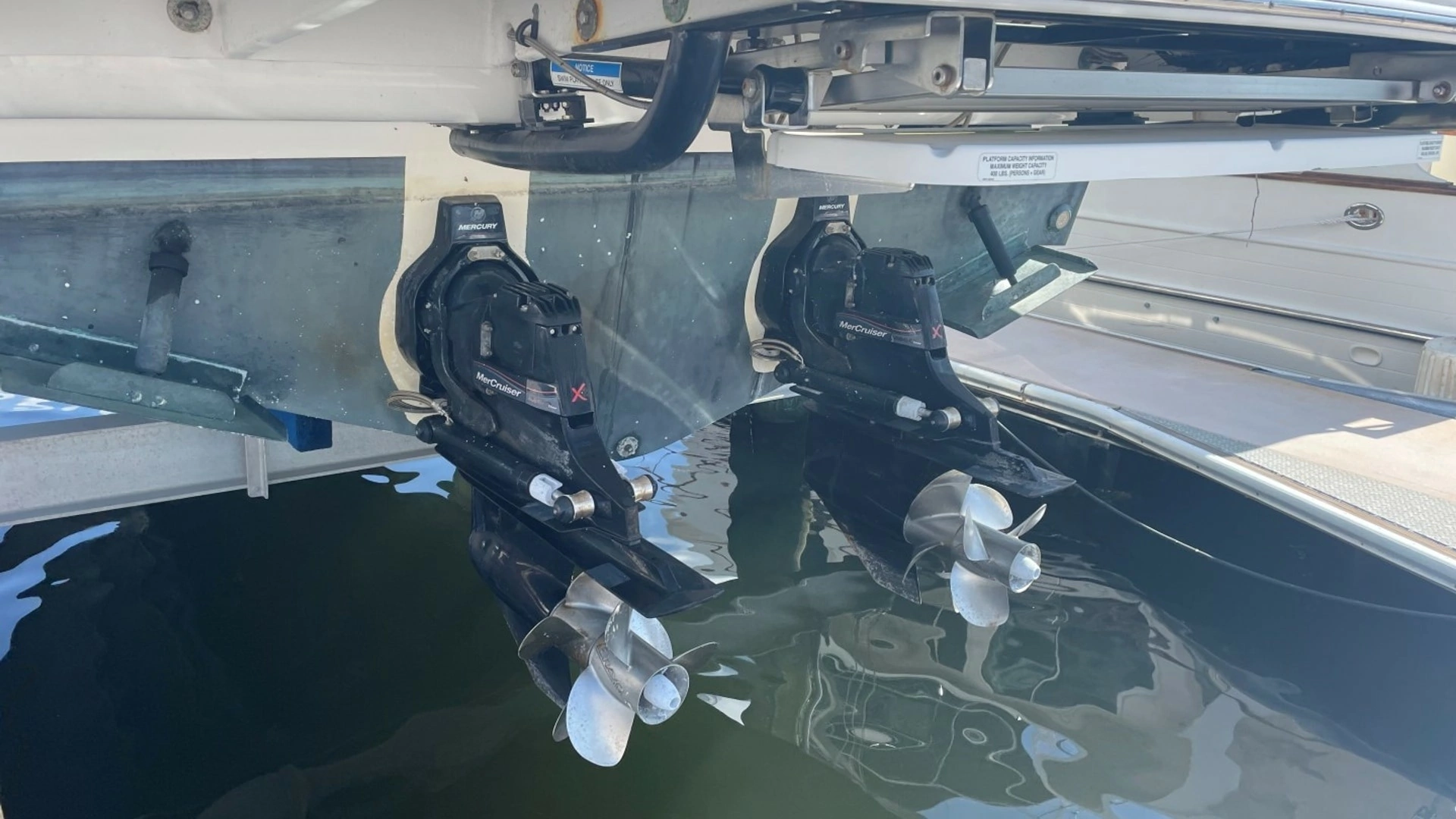 2018 Sea Ray Sundancer 350 - Image 8