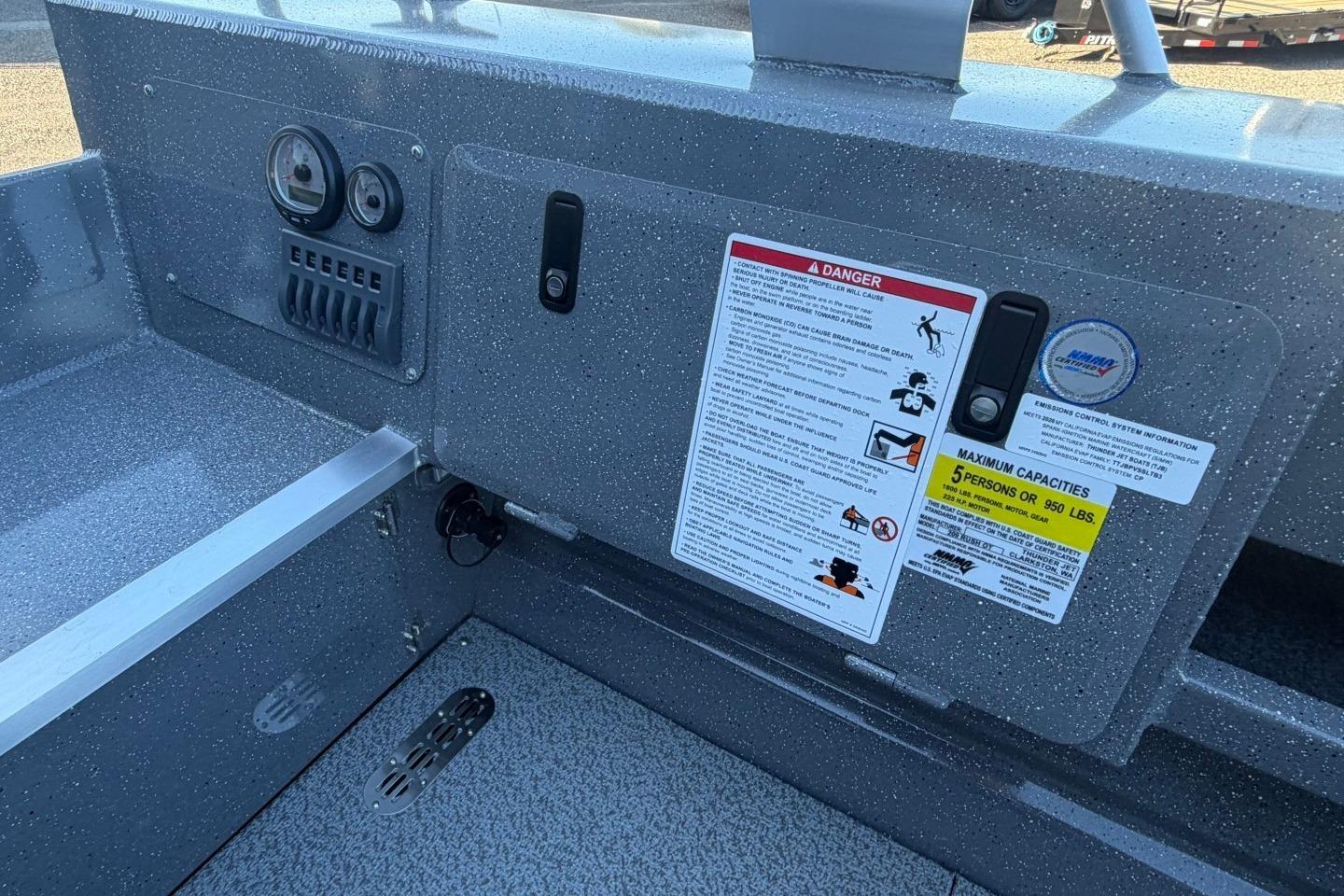 Control panel of 2026 Thunder Jet 209 Rush OT boat with safety warnings and capacity details.