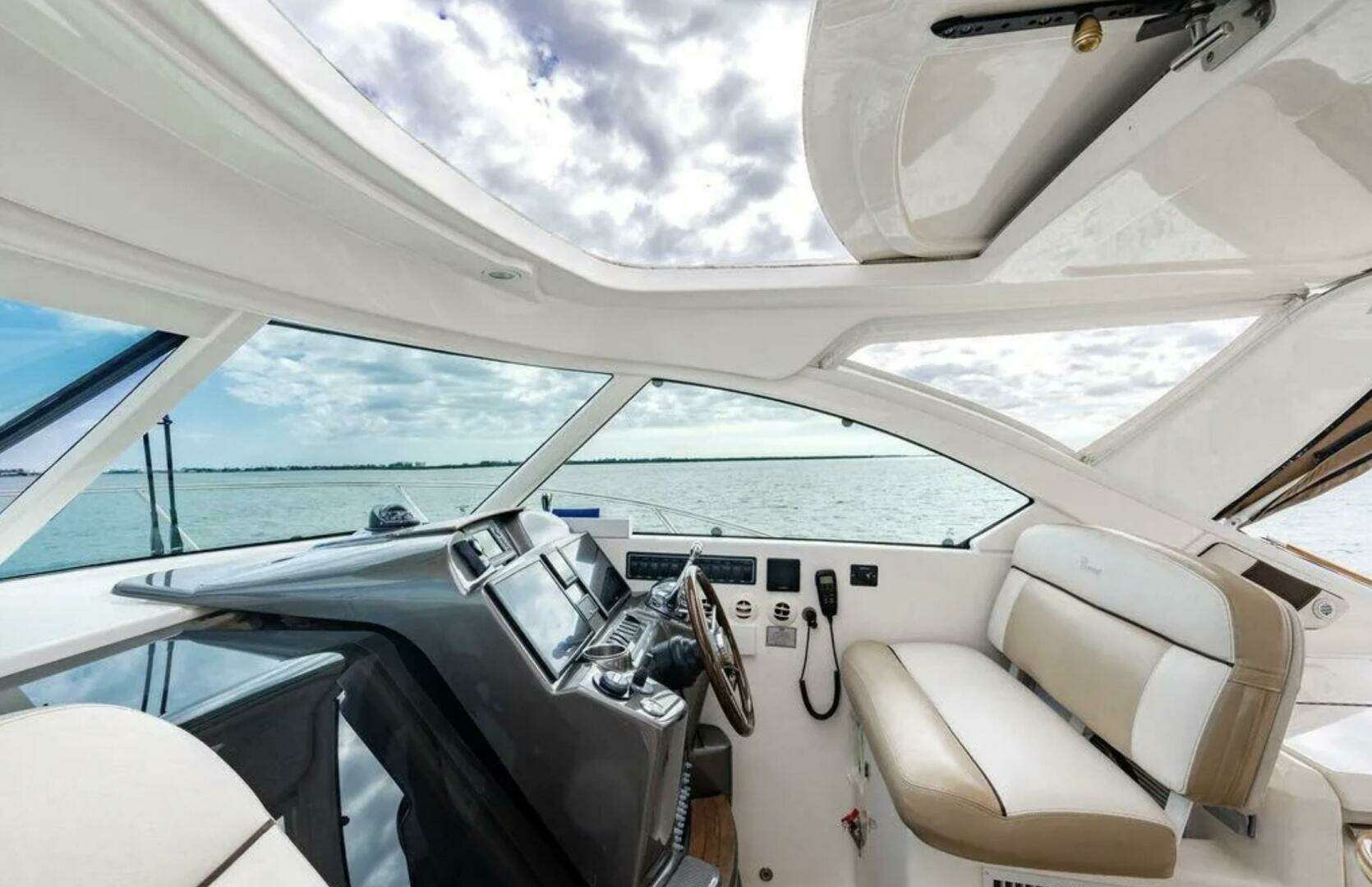 2013 Tiara Yachts 36 Coronet - Image 27