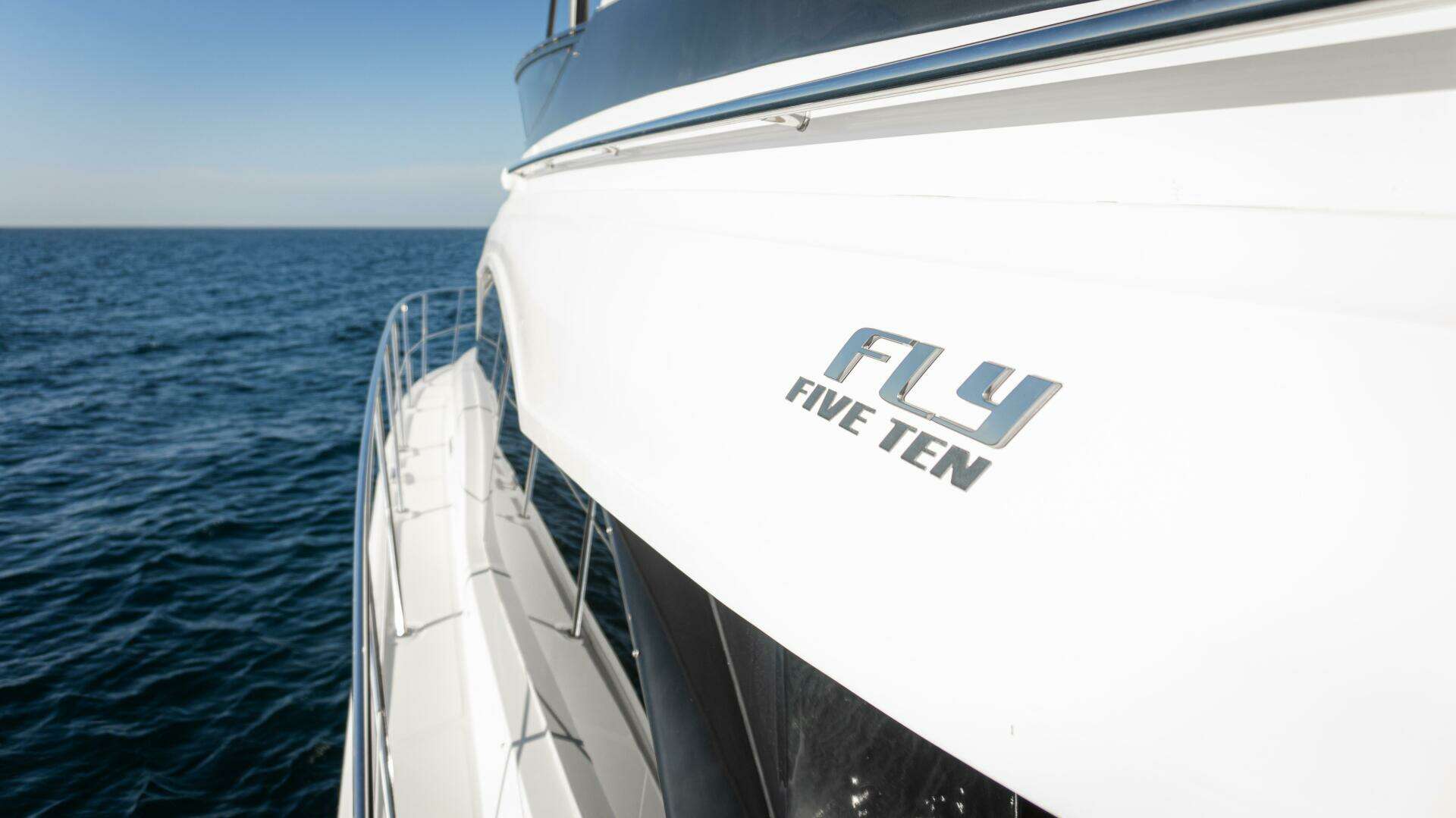 2017 Sea Ray 51 Flybridge - Image 35
