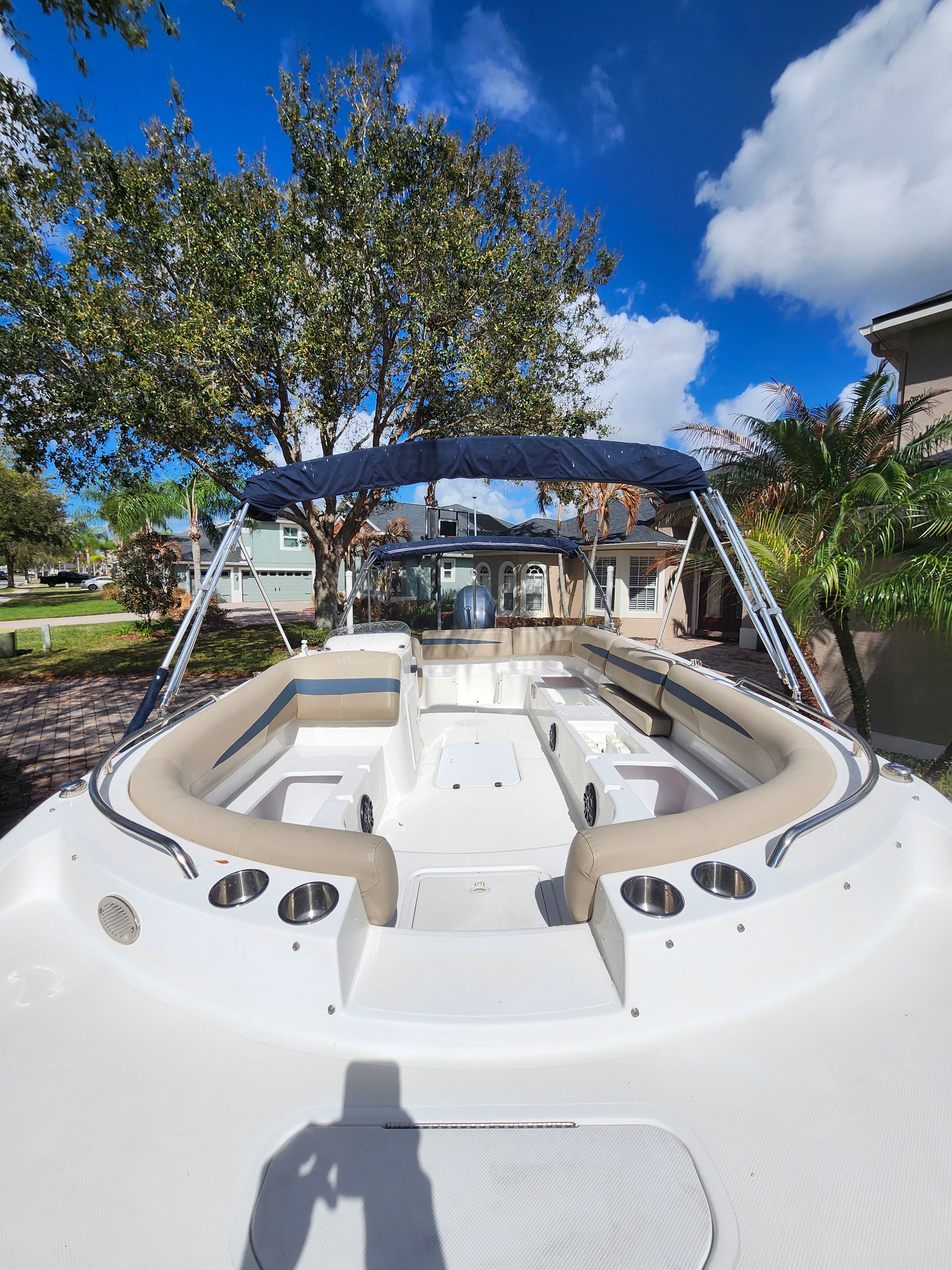 2021 Hurricane SunDeck 201 OB - 4
