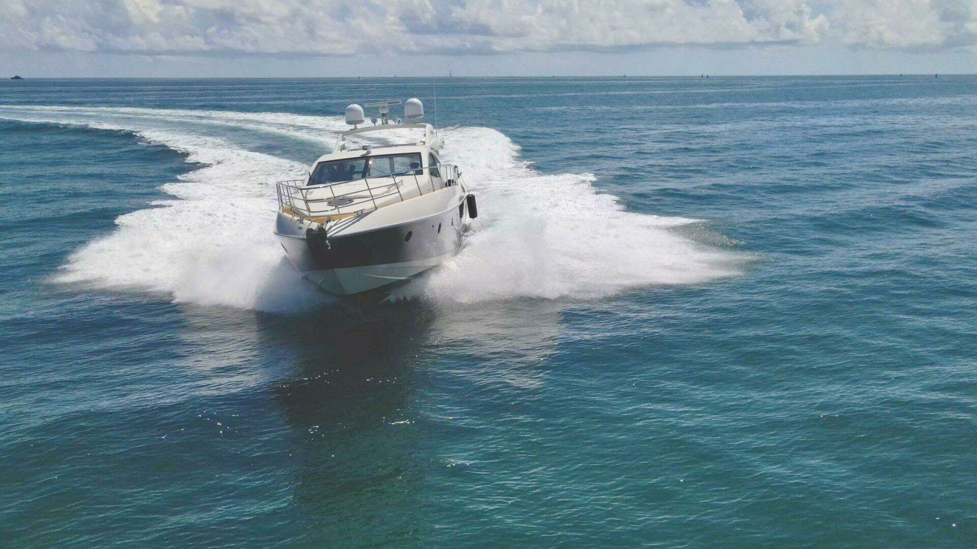 2011 Azimut 68S - Image 5