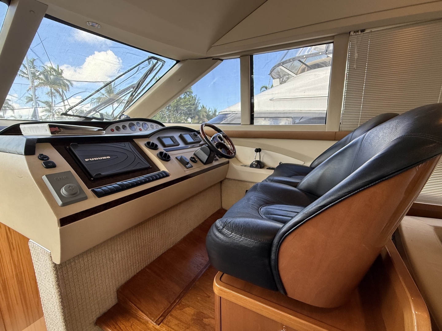 2009 Princess — - Image 10