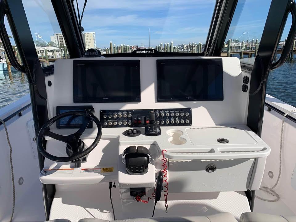 2019 Everglades 355 Center Console - 3