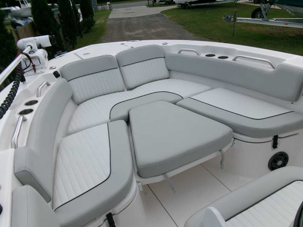 2024 Sea Fox 248 Commander - 17