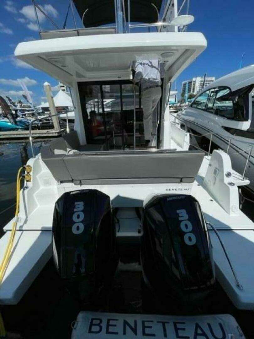 2026 Beneteau Antares 11 Fly - Image 9