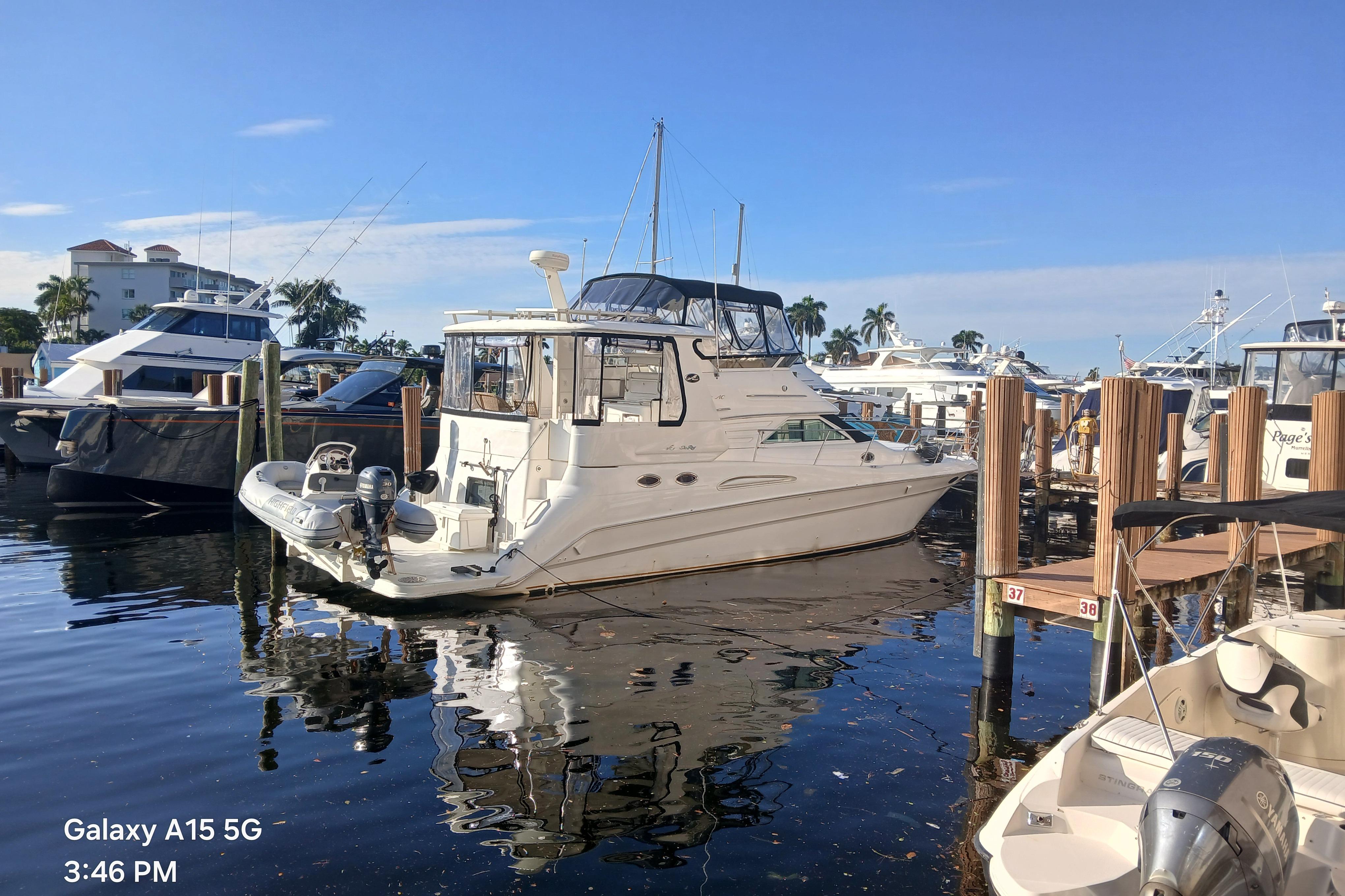 2000 Sea Ray 420 Aft Cabin