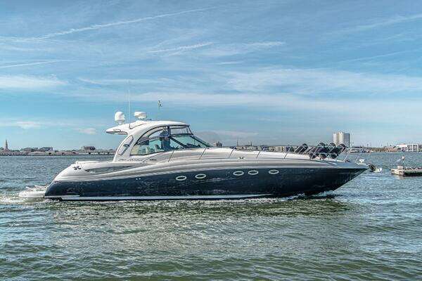 2005 Sea Ray 500 Sundancer