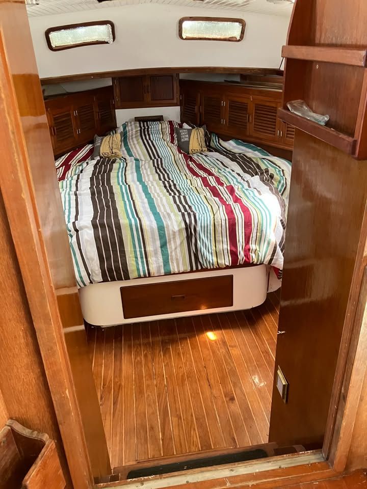 1986 Albin 37 - 13