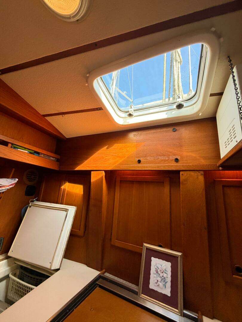 1986 Nauticat 40 Cutter Ketch Pilothouse - Image 79