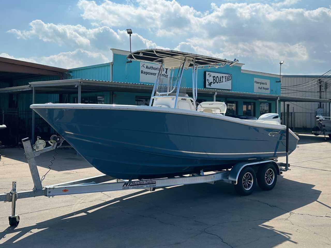 2026 Bulls Bay 230 Center Console