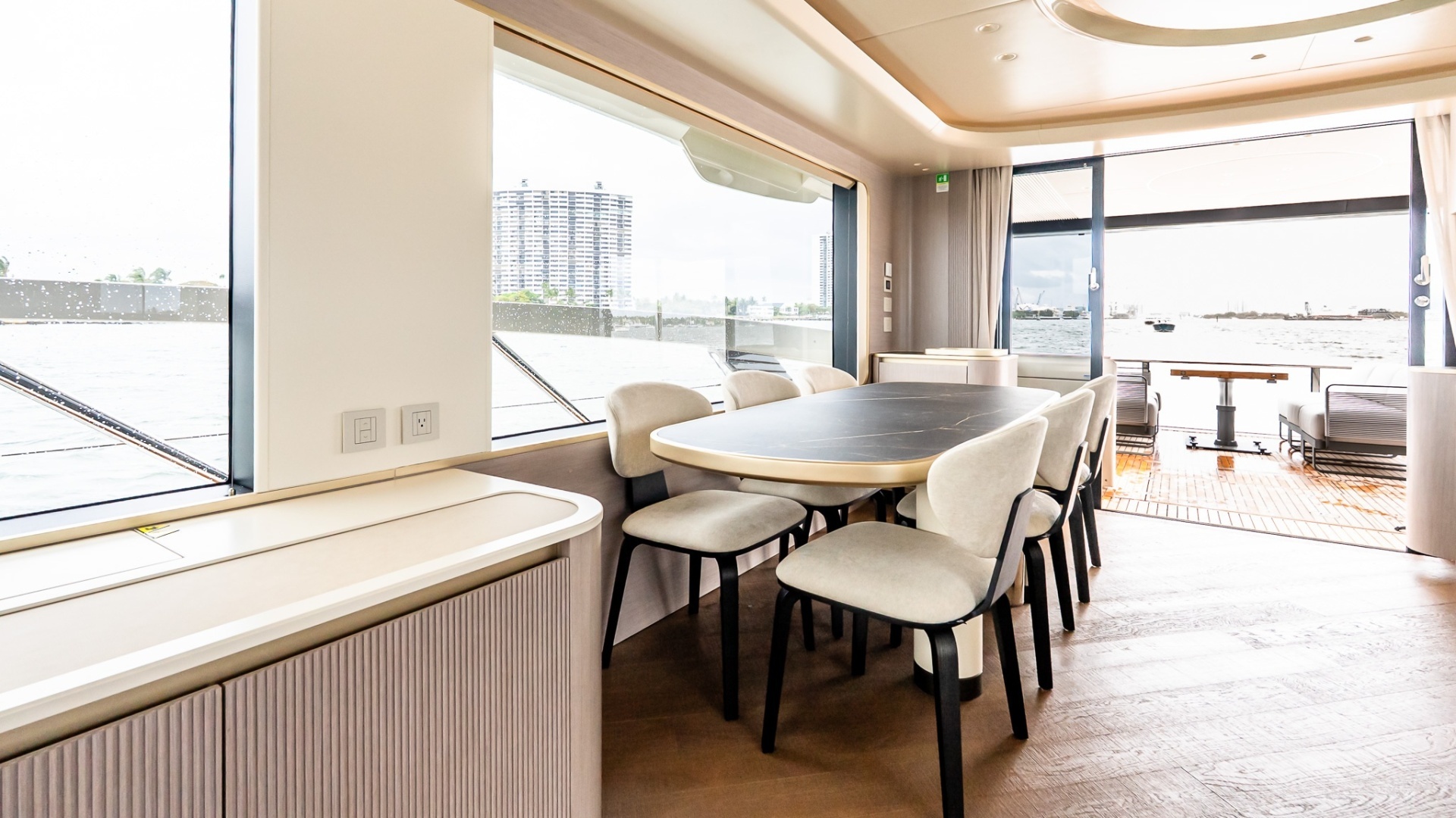 2027 Absolute Navetta 70 - Image 39