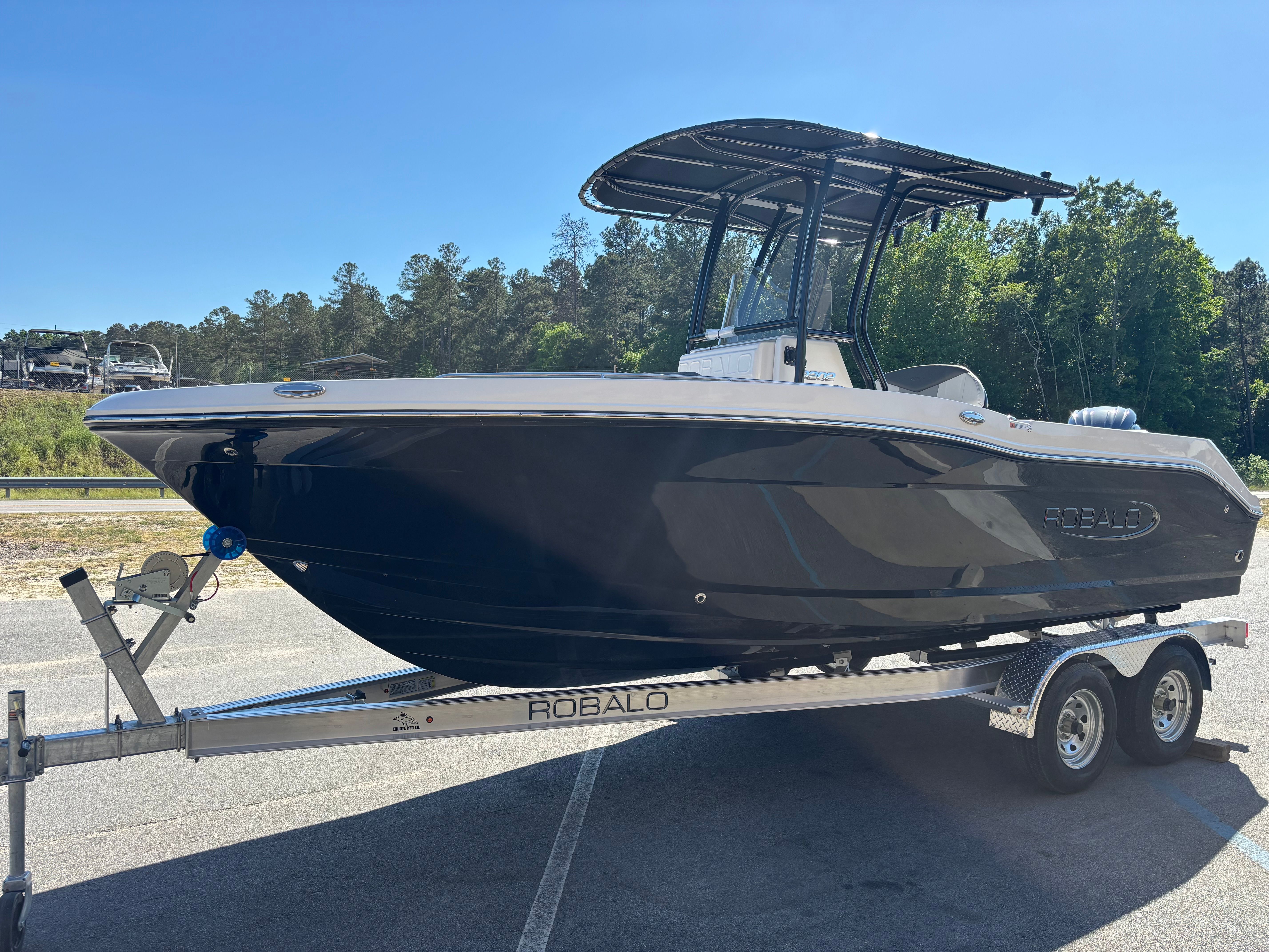 2026 ROBALO 202 EX - Image 4