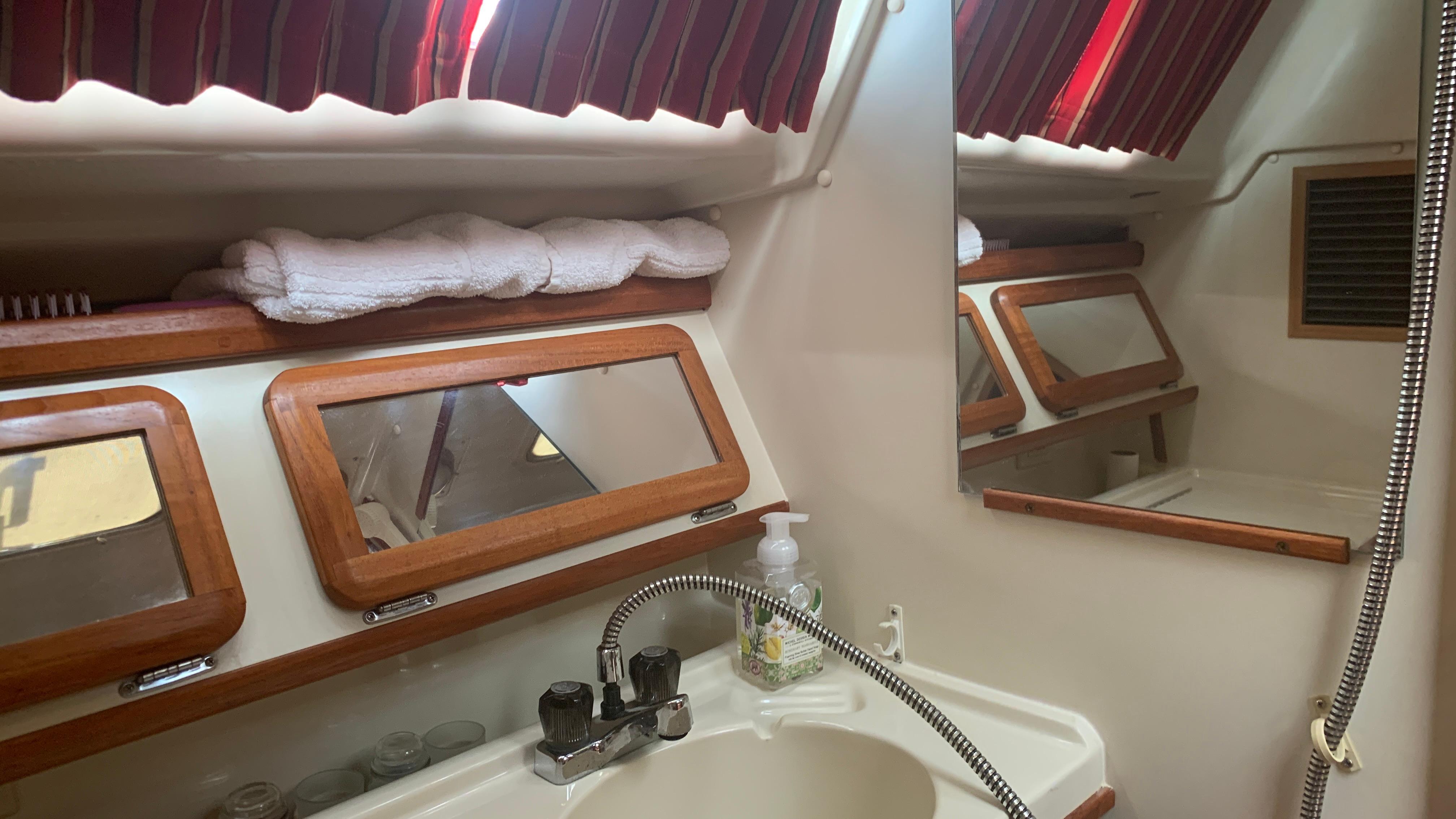 1991 Hunter 30 - 120