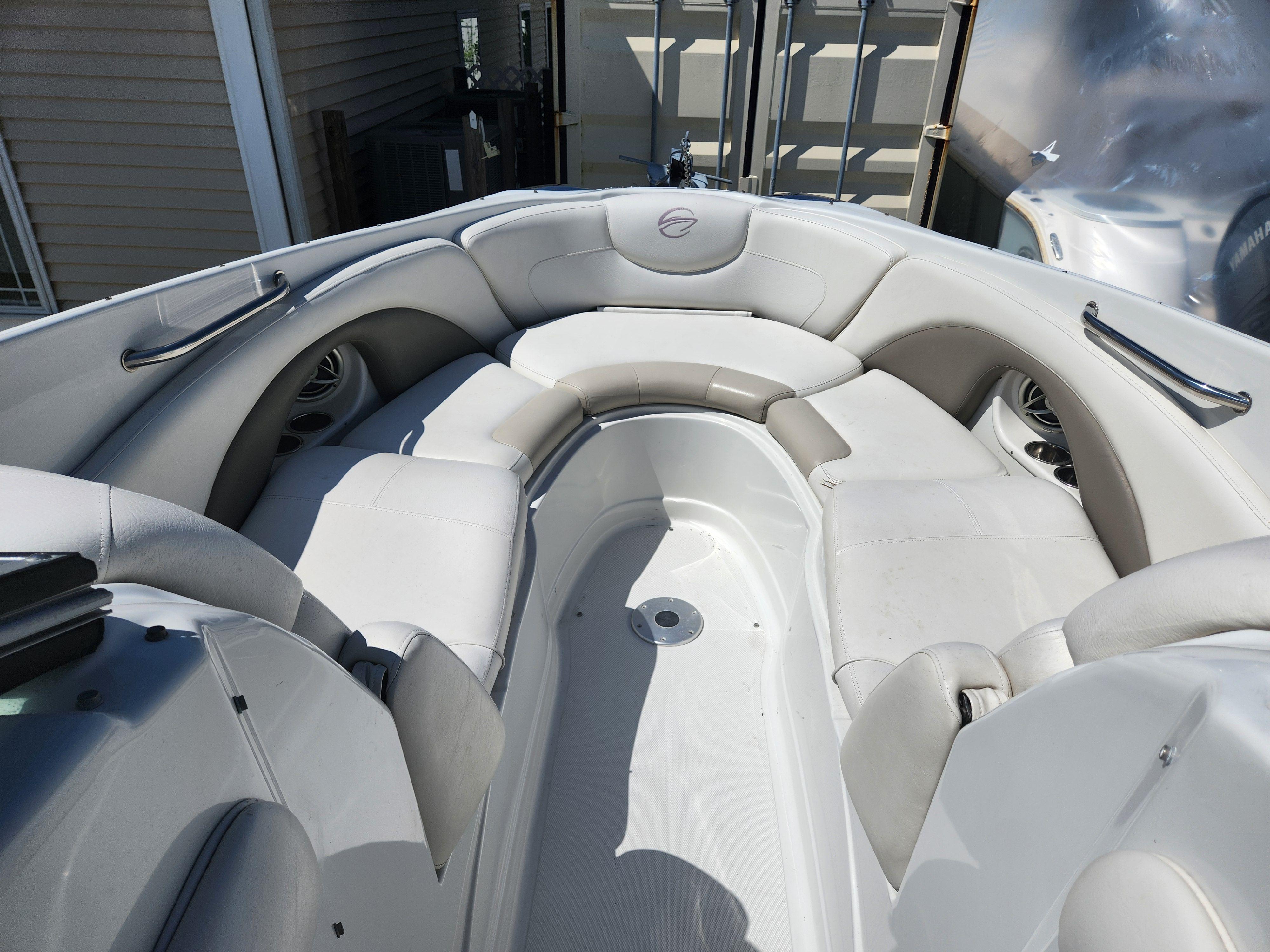 2009 CROWNLINE 300 LS - Image 16