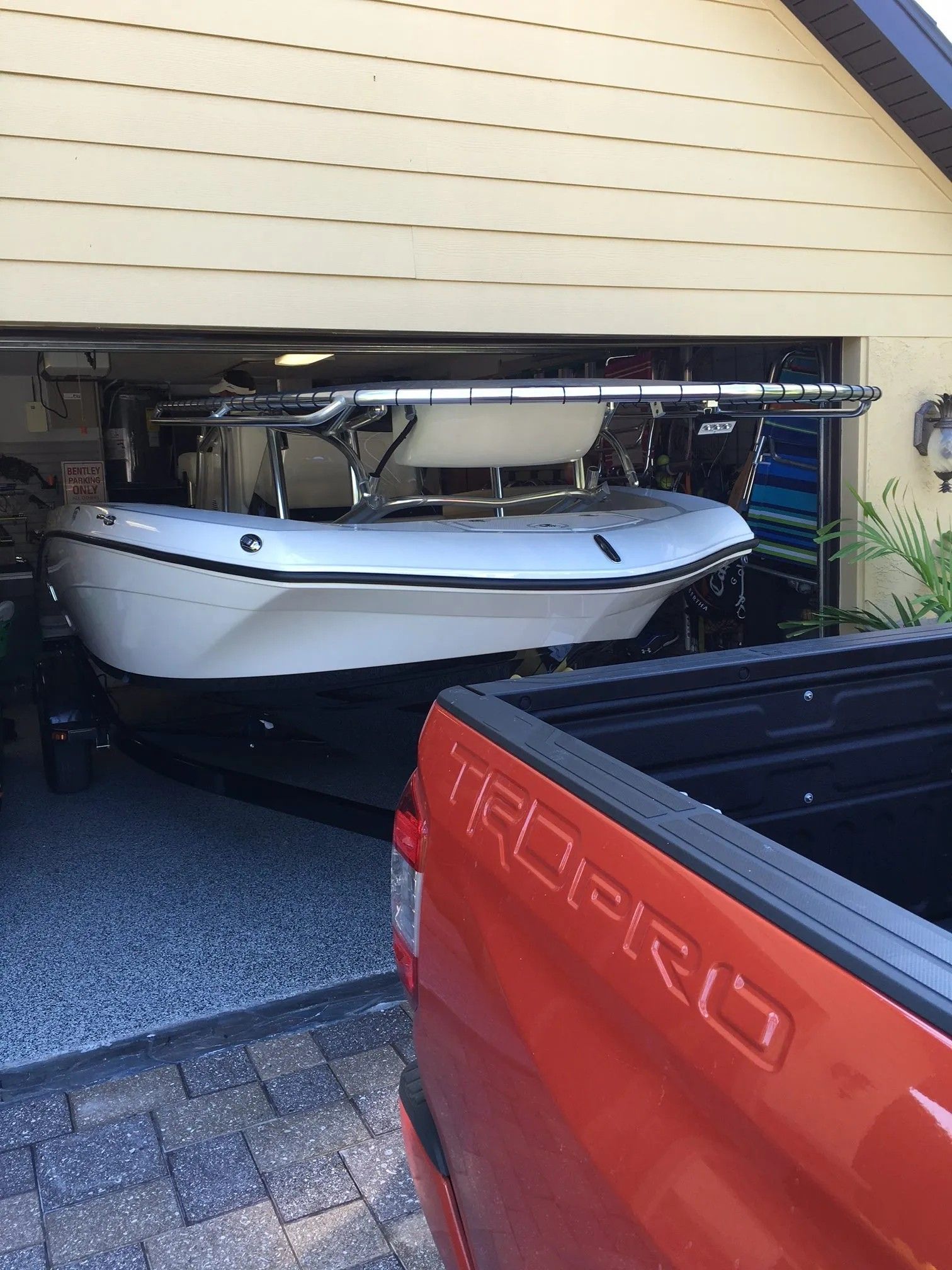 2018 Yamaha Boats 190 FSH Deluxe - 46