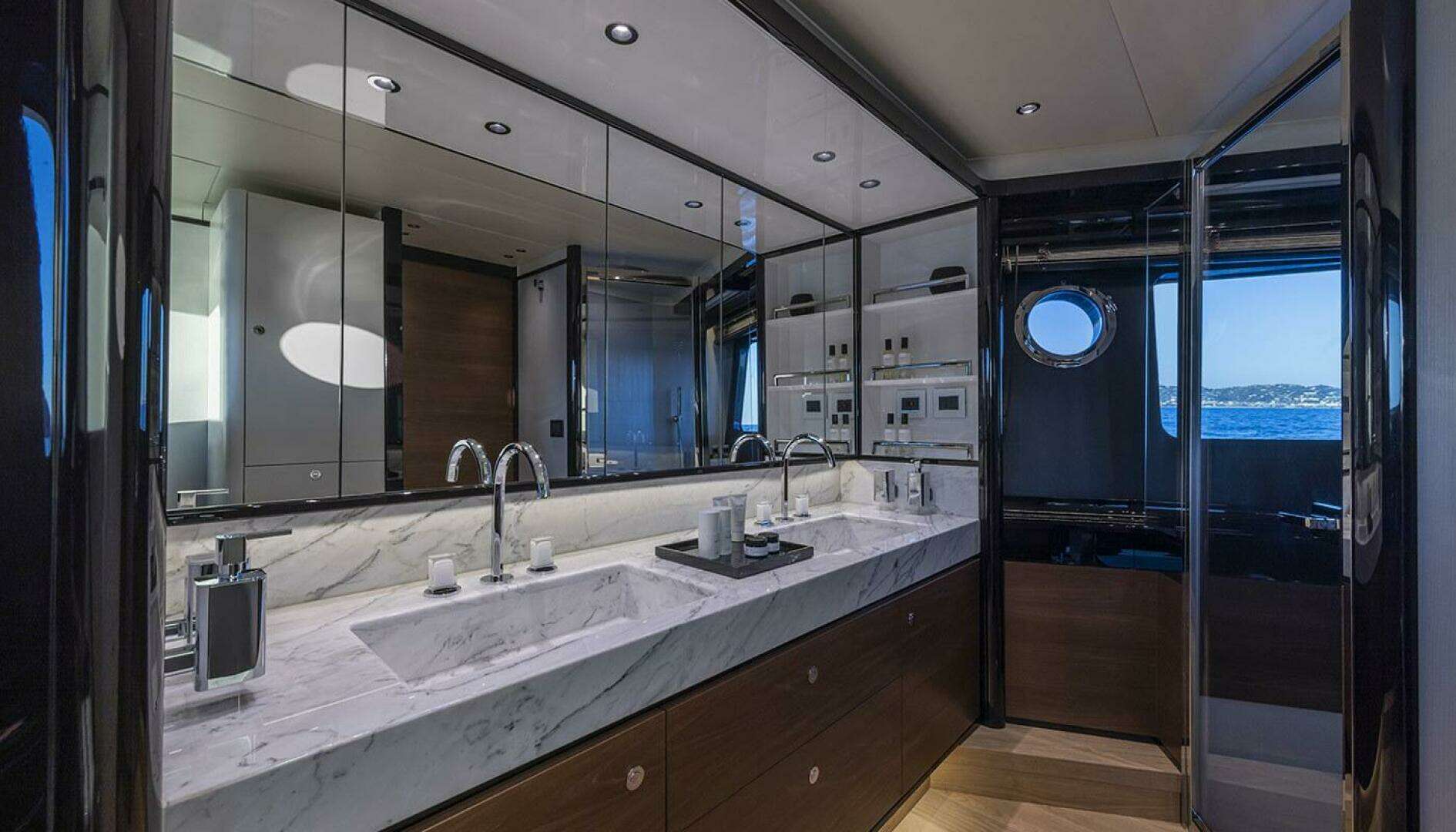 2027 Absolute Navetta 75 - Image 30