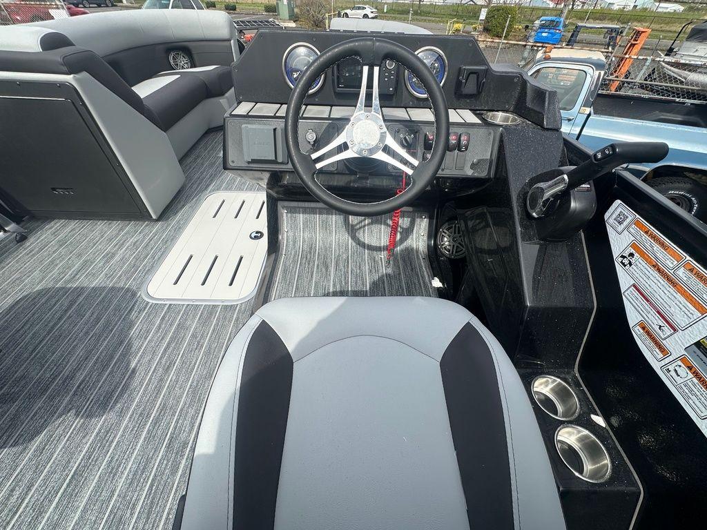 2025 Premier 230 Sunsation RL - 3