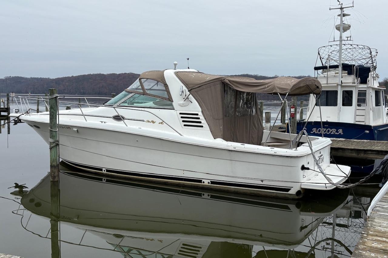 1997 Sea Ray 330 Express Cruiser
