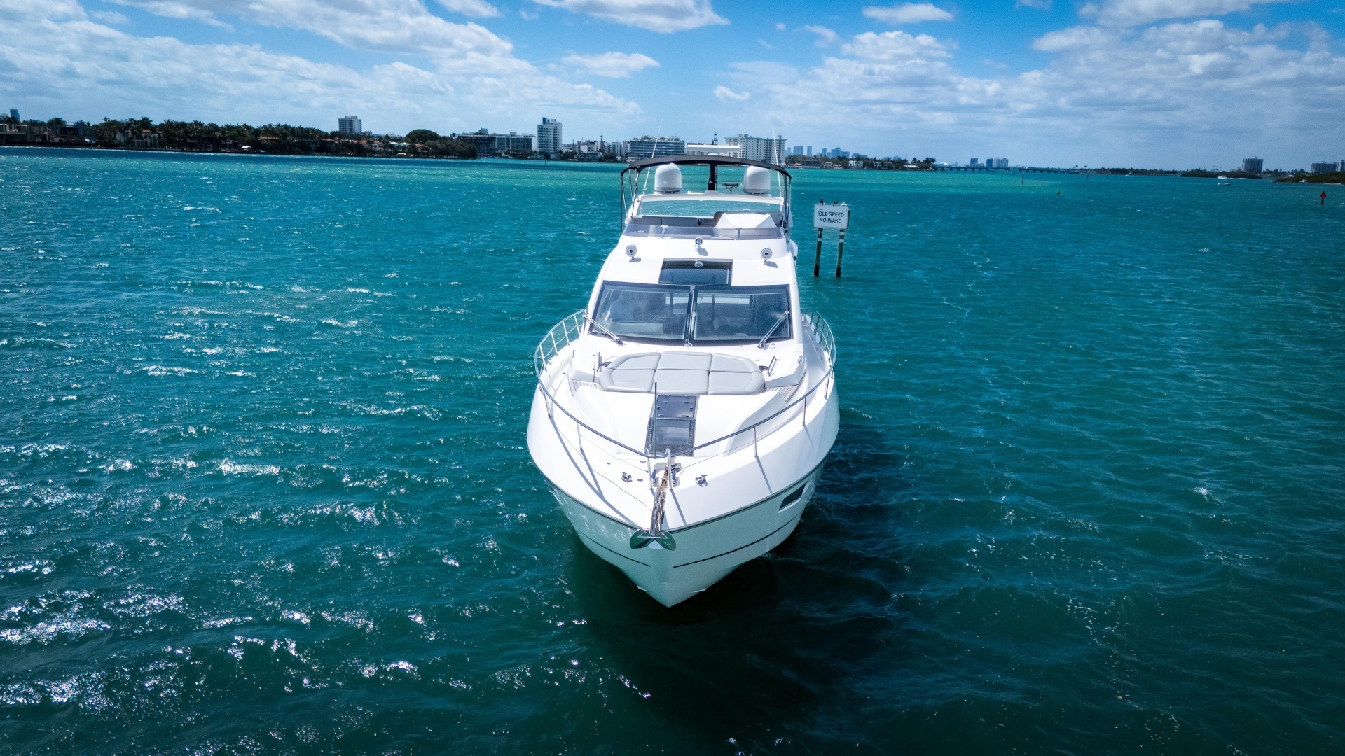 2014 Sunseeker 68' Sport Yacht - Image 4