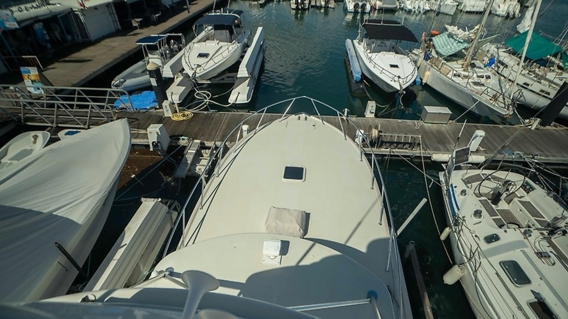 2008 Spencer 43 Express - Image 14