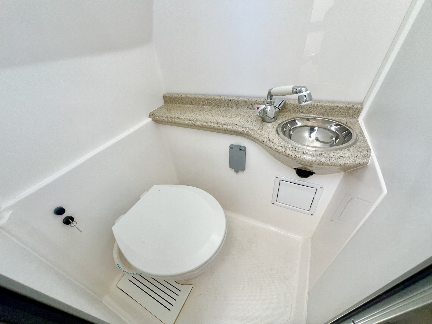 2026 Stamas 33T Aventura - Image 23