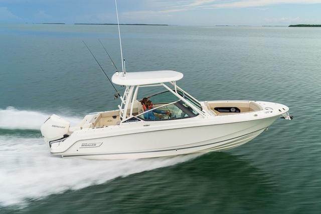 2026 Boston Whaler 240 Vantage