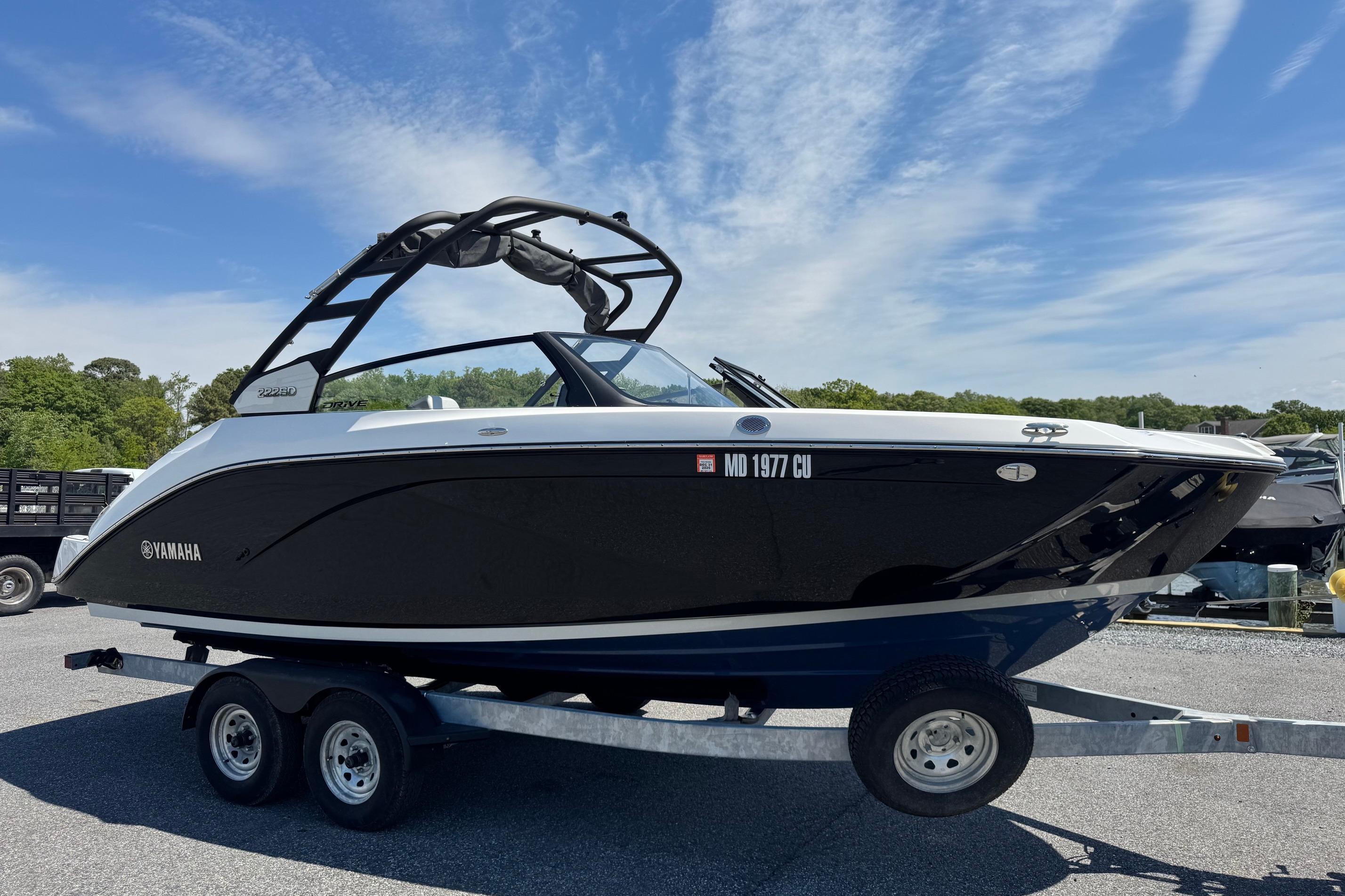2023 Yamaha Boats 222SD