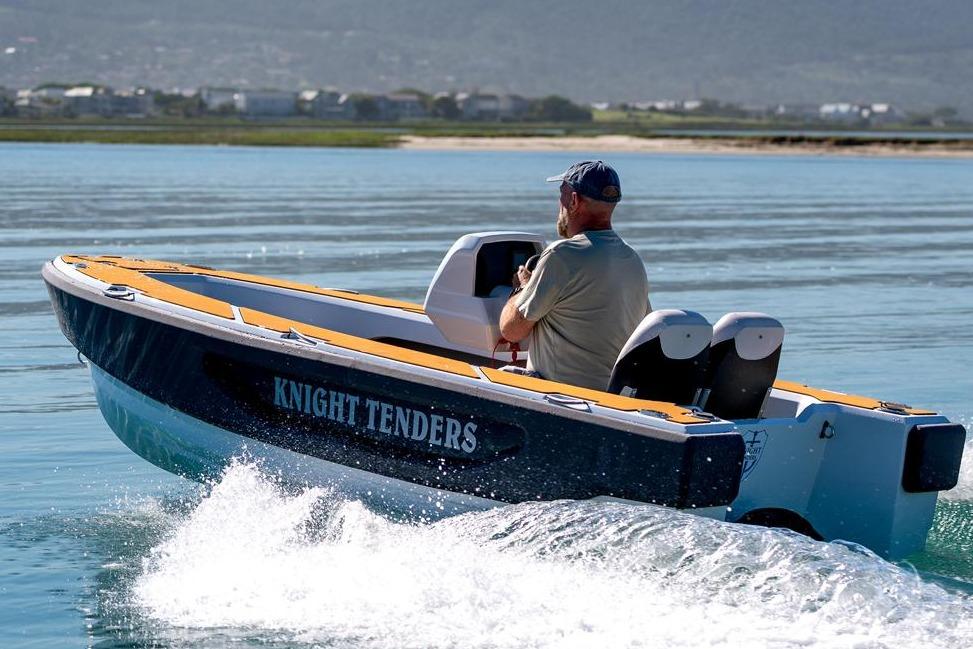 2026 Knight Tenders Zerojet Electric Center Console