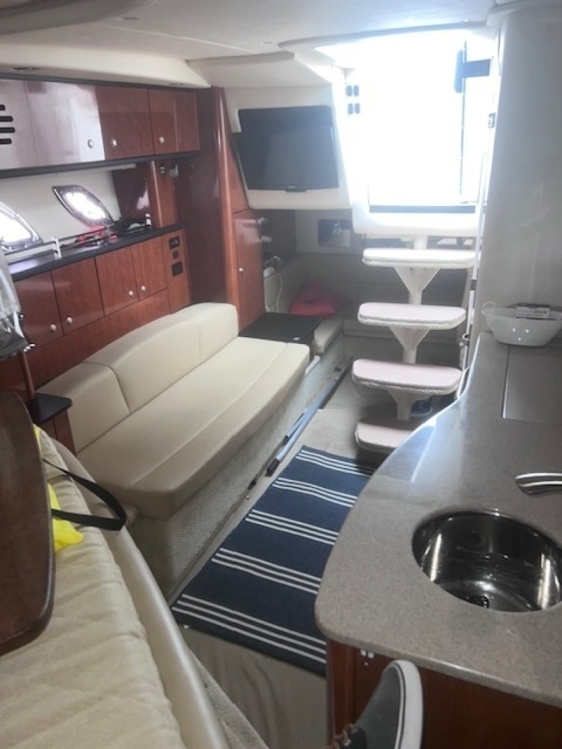 2007 Sea Ray Sundancer - Image 27