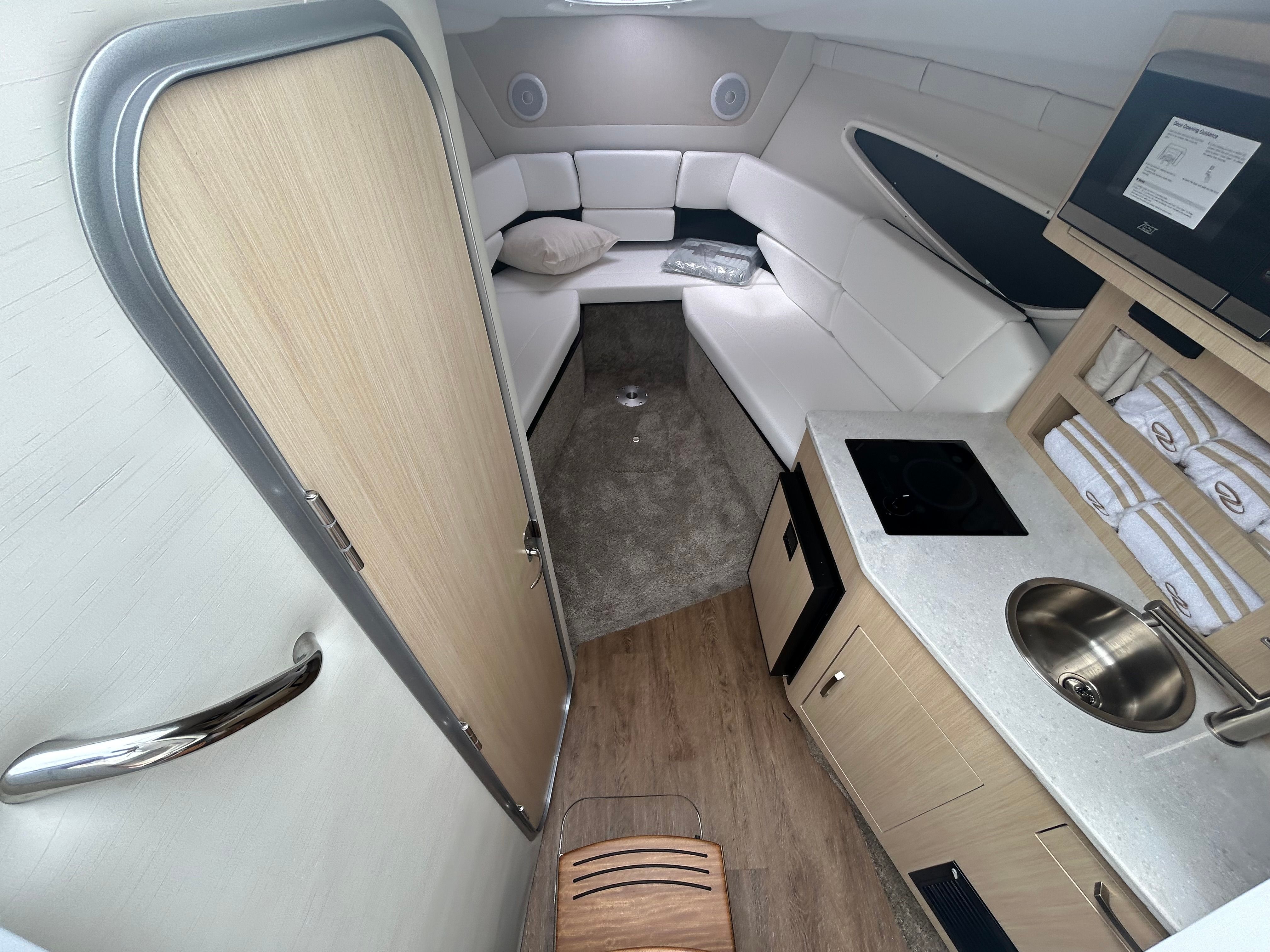 2026 REGAL 26 XO - Image 19