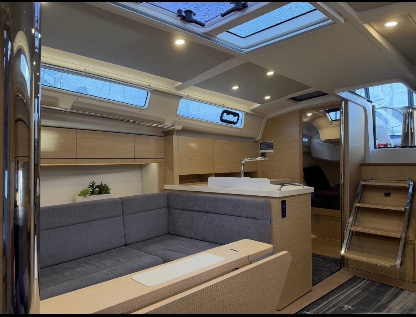 2022 Hanse 418 - Image 27