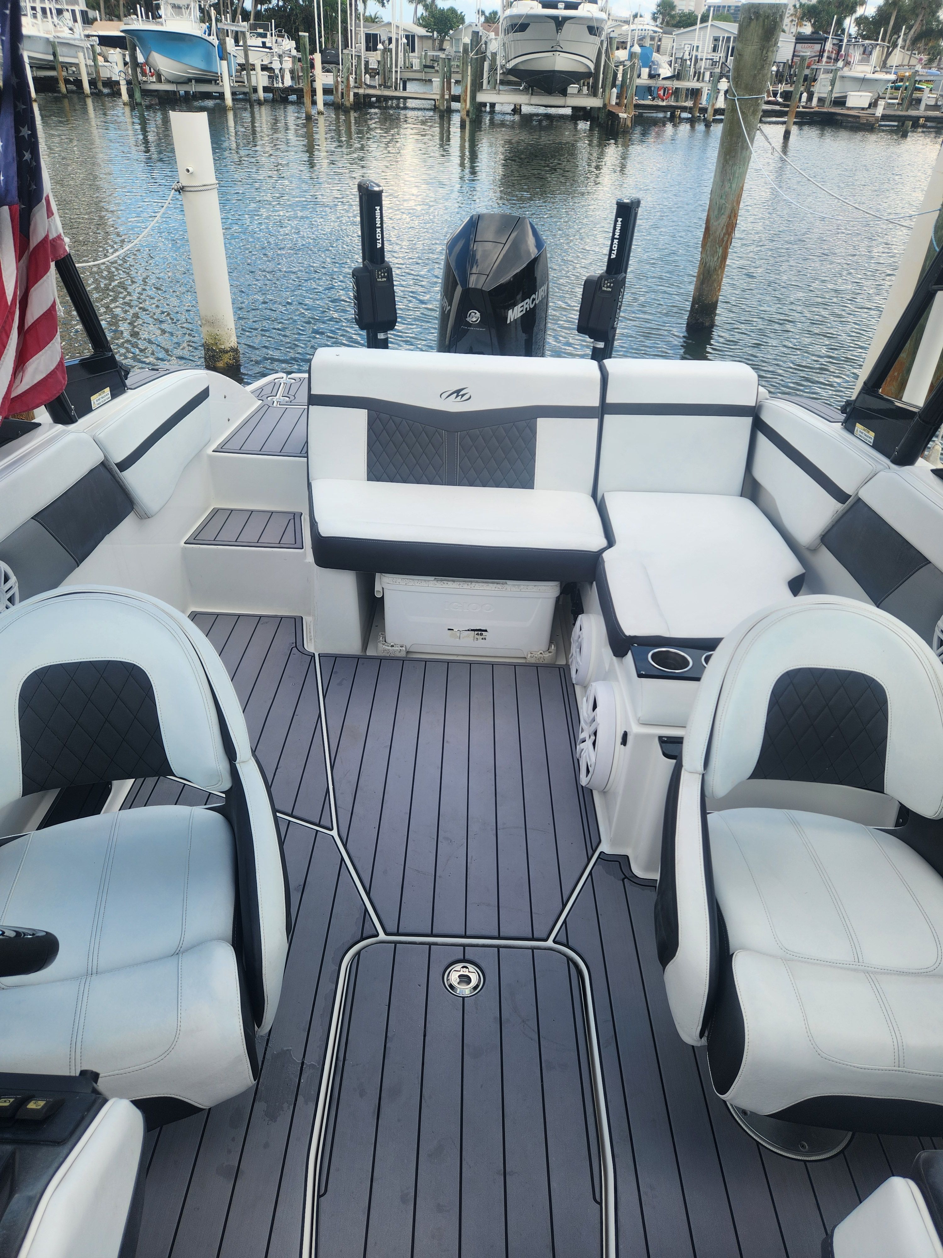 2023 Monterey M-225 - 10