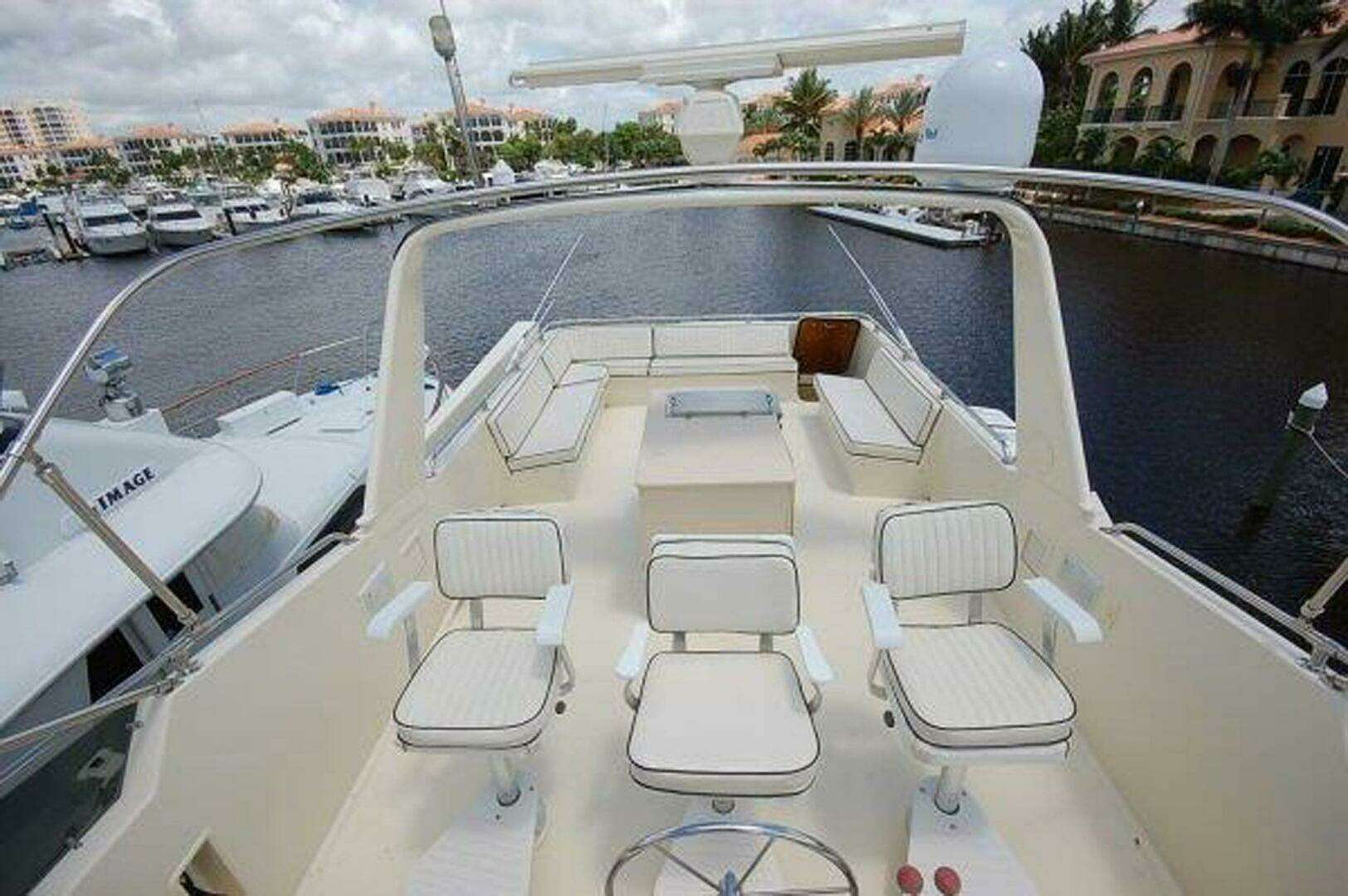1987 Hatteras Flybridge - Image 29
