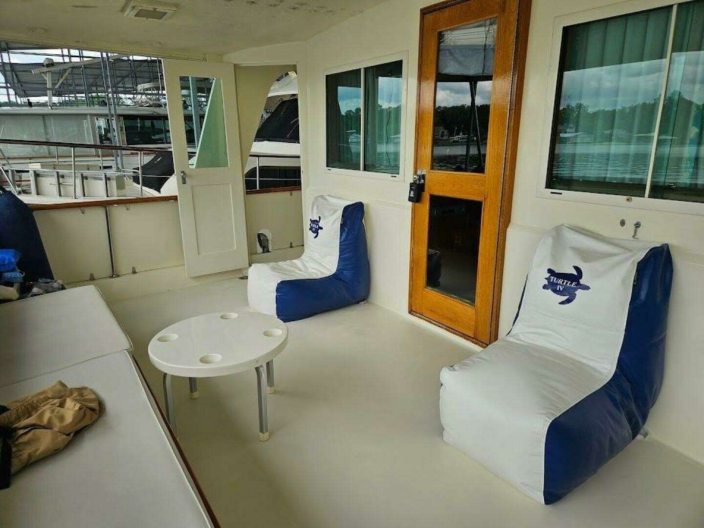1975 Hatteras 58 LRC - Image 11