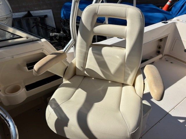 2007 Grady-White Gulfstream 232 - 34