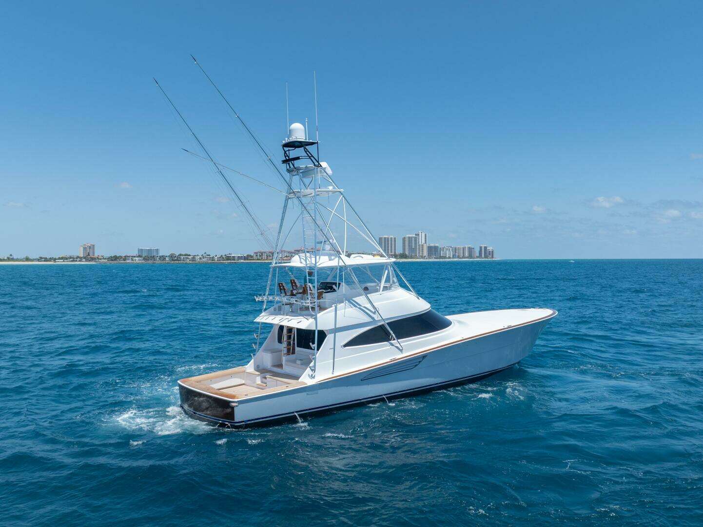 2026 Viking 74 Convertible - Image 4