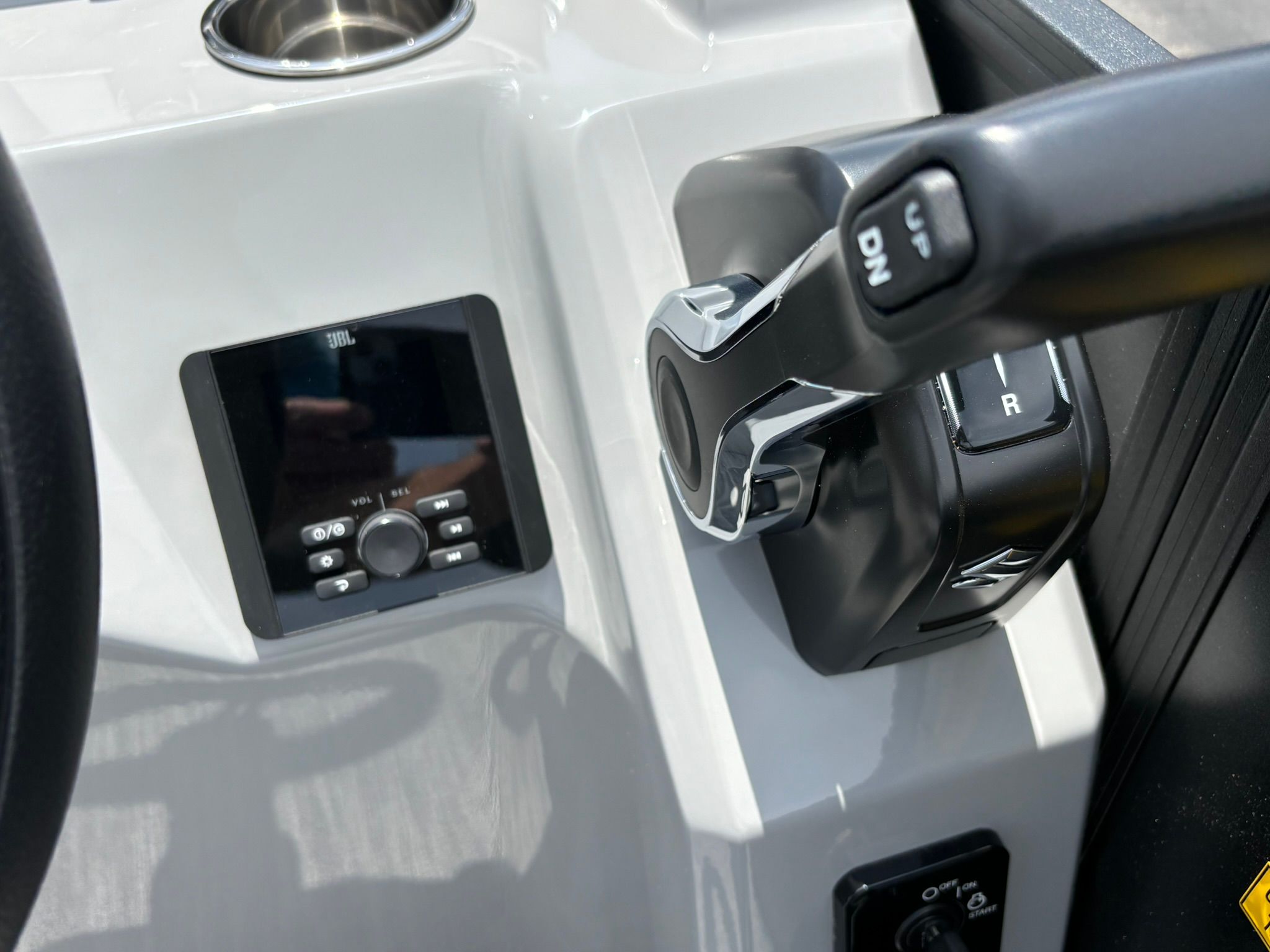 2027 Bentley Pontoons 200 Fish CWT - 21