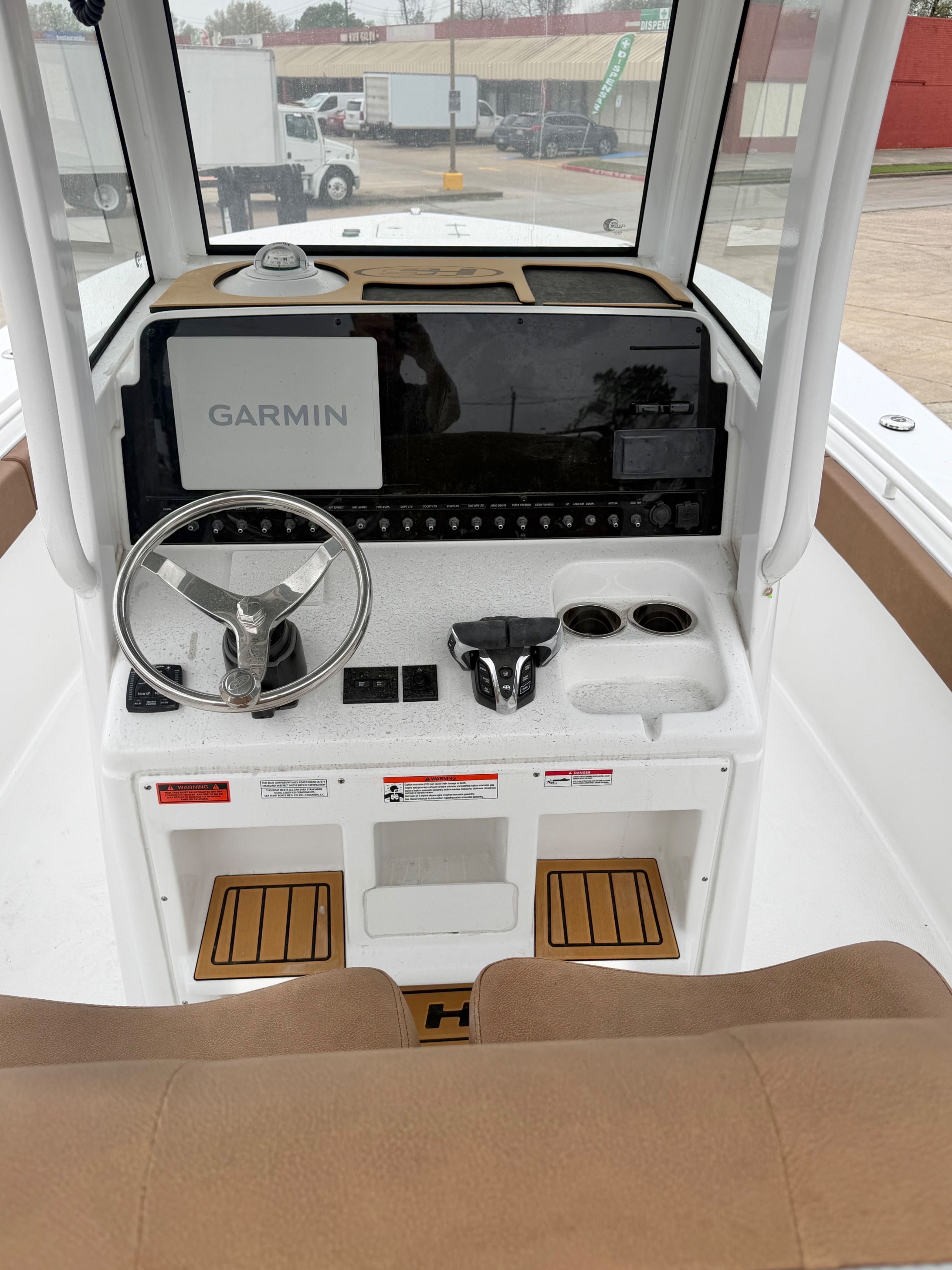 2026 Sea Hunt Ultra 275CB - 17