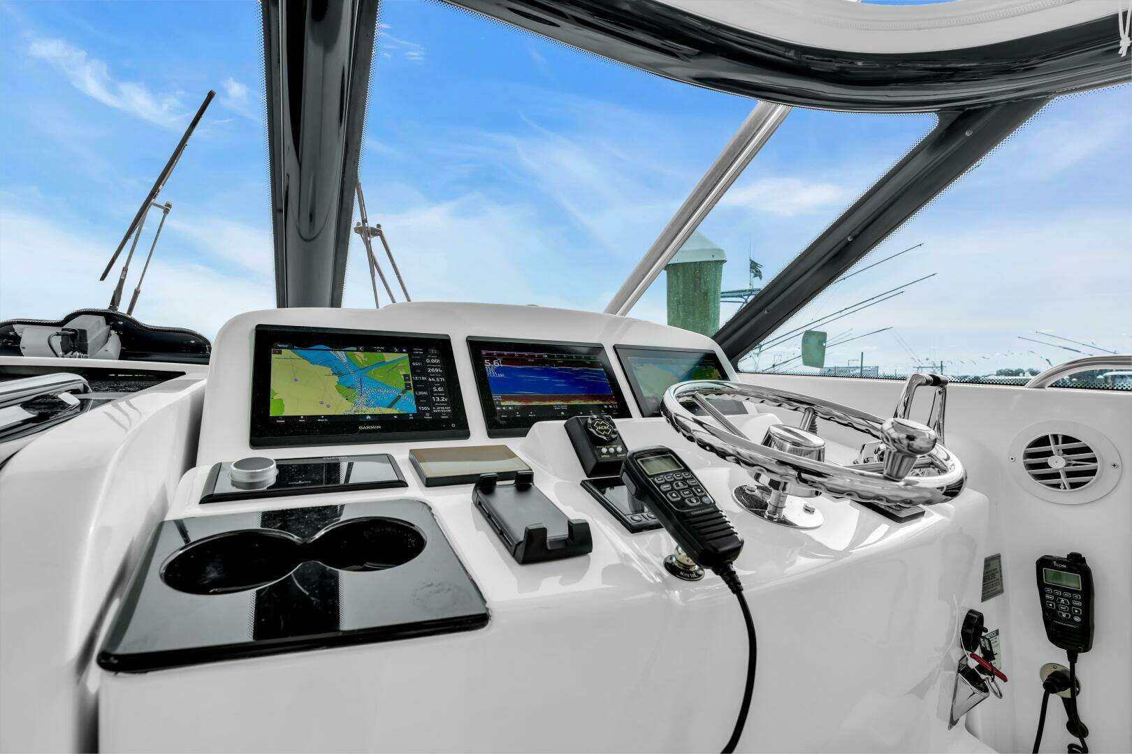 2006 Tiara Yachts 4200 Open - Image 78