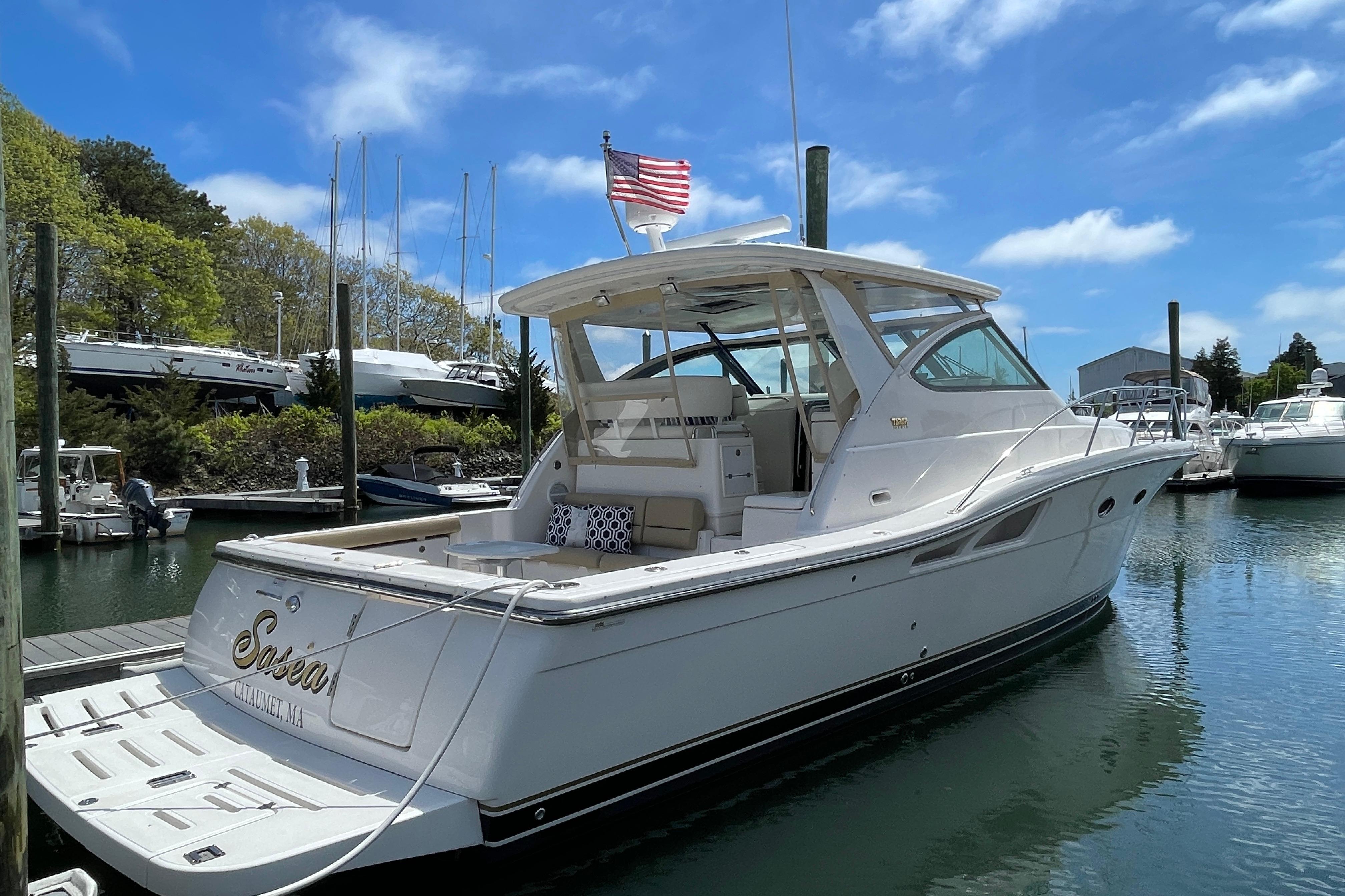 2009 Tiara Yachts 4200 Open
