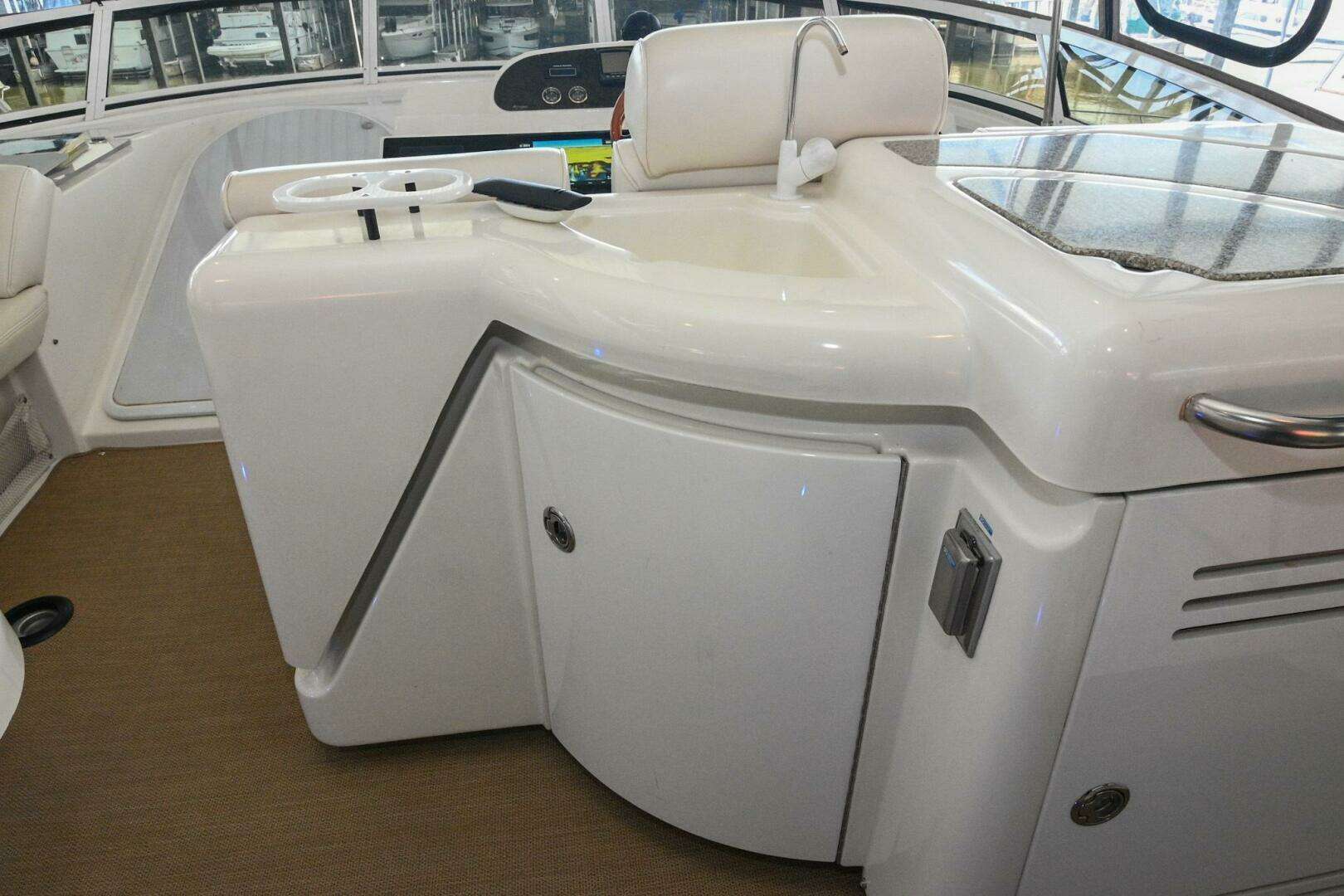 2002 Cruisers Yachts 5000 Sedan Sport - Image 100