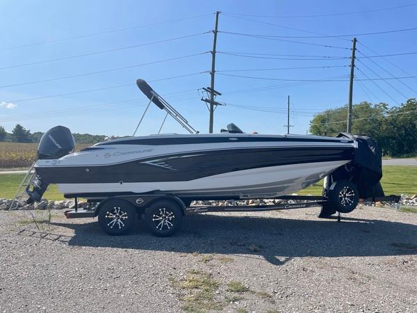 2023 Crownline Eclipse E225 XS