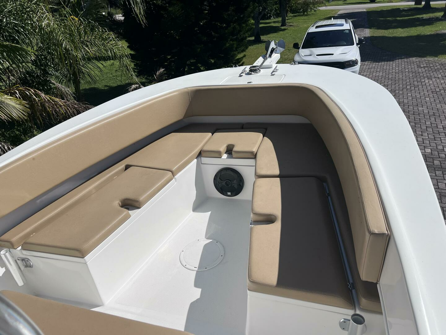 2022 Dusky 278 CENTER CONSOLE - Image 8